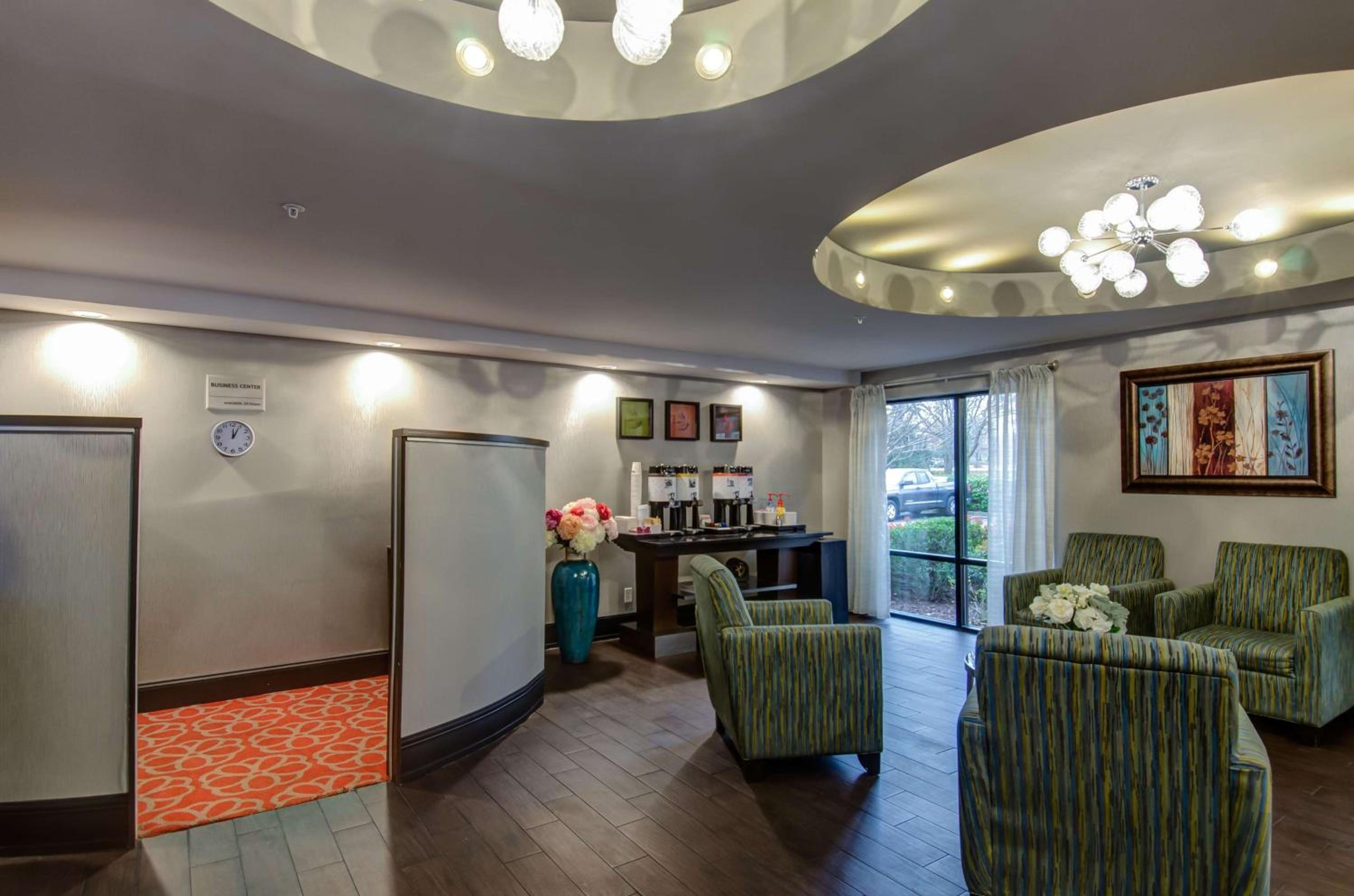 Hampton Inn Bowie - Property Image 20