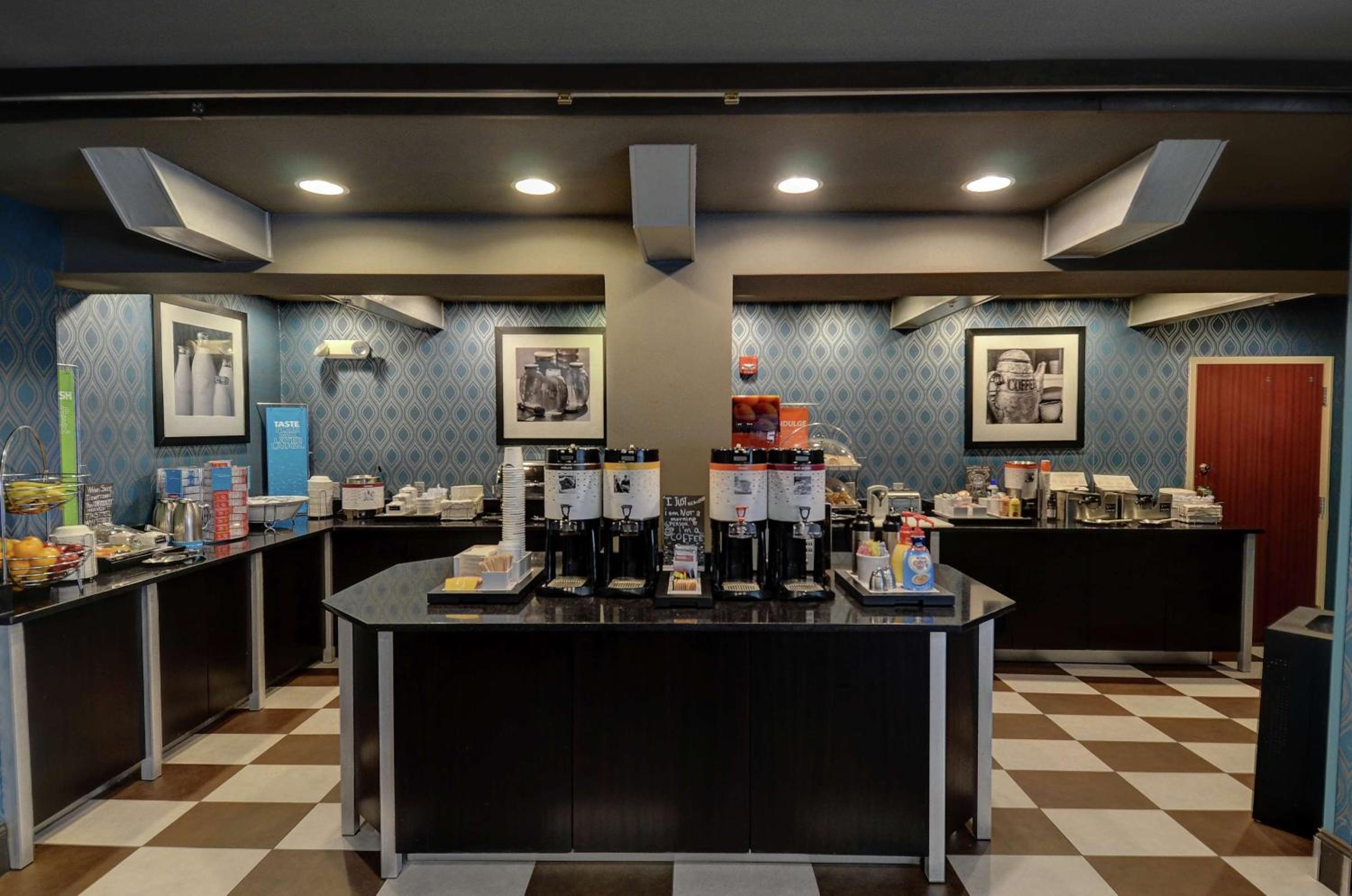 Hampton Inn Bowie - Property Image 1