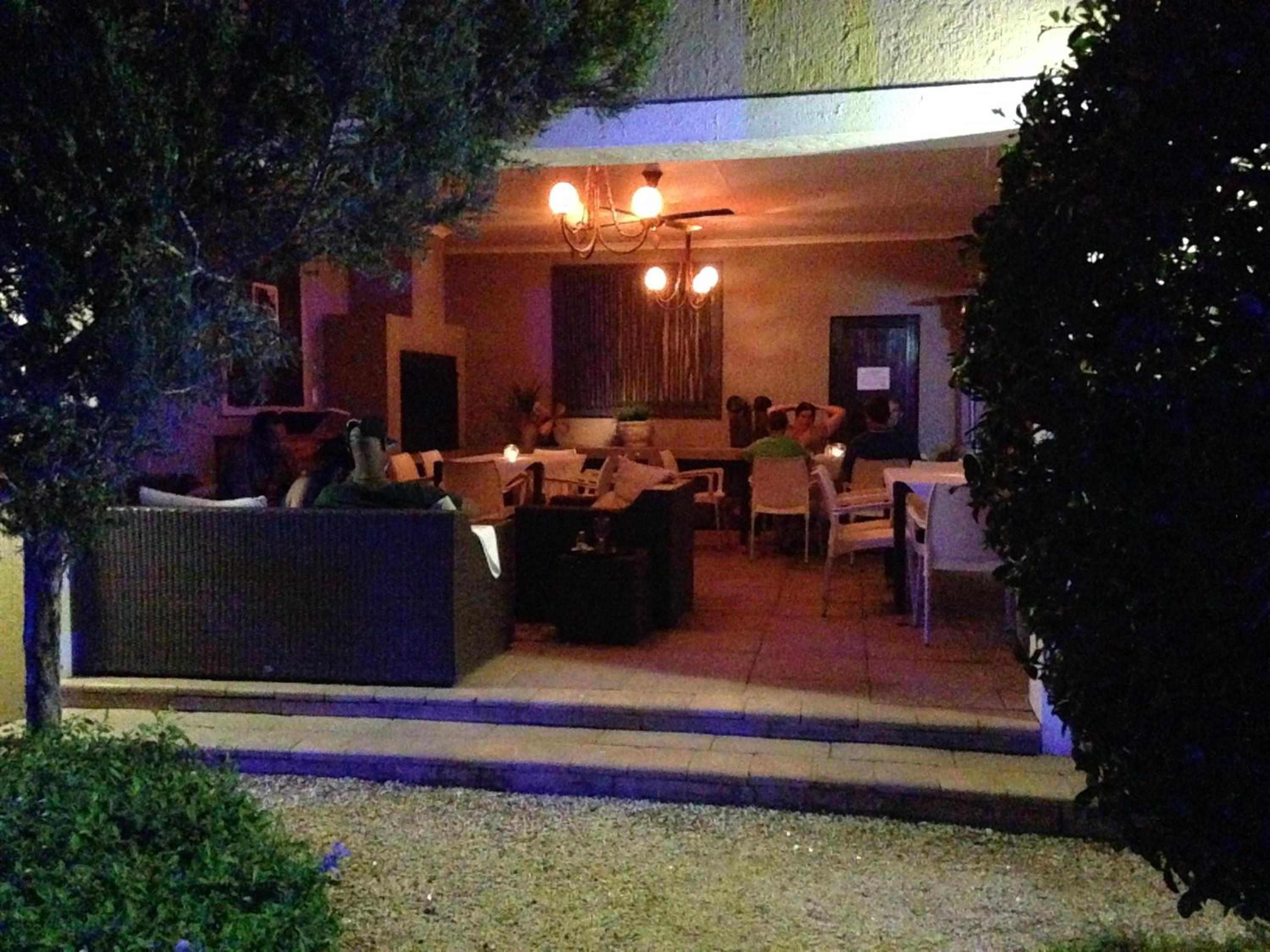 Photo 6