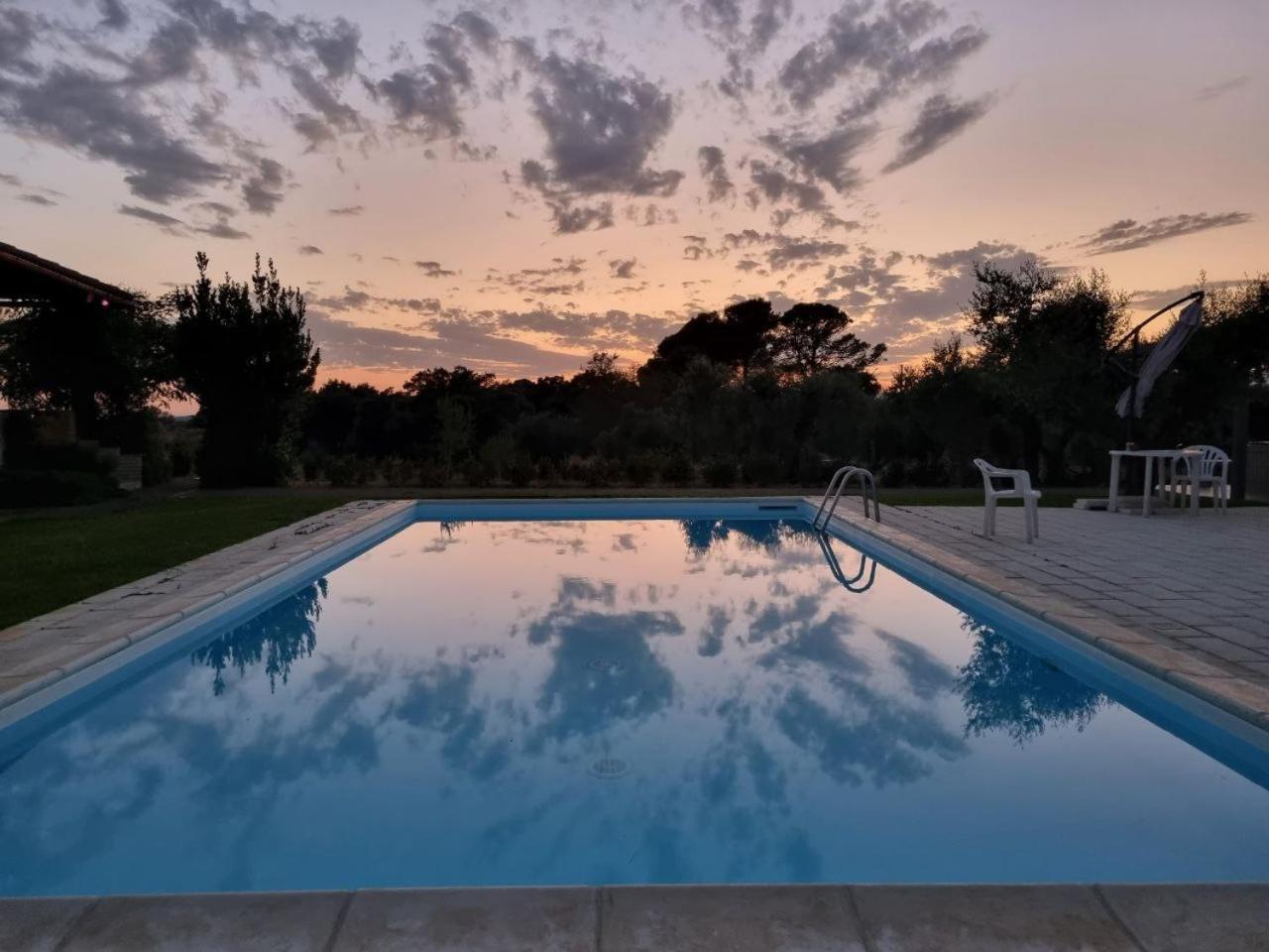 Accogliente villa con piscina