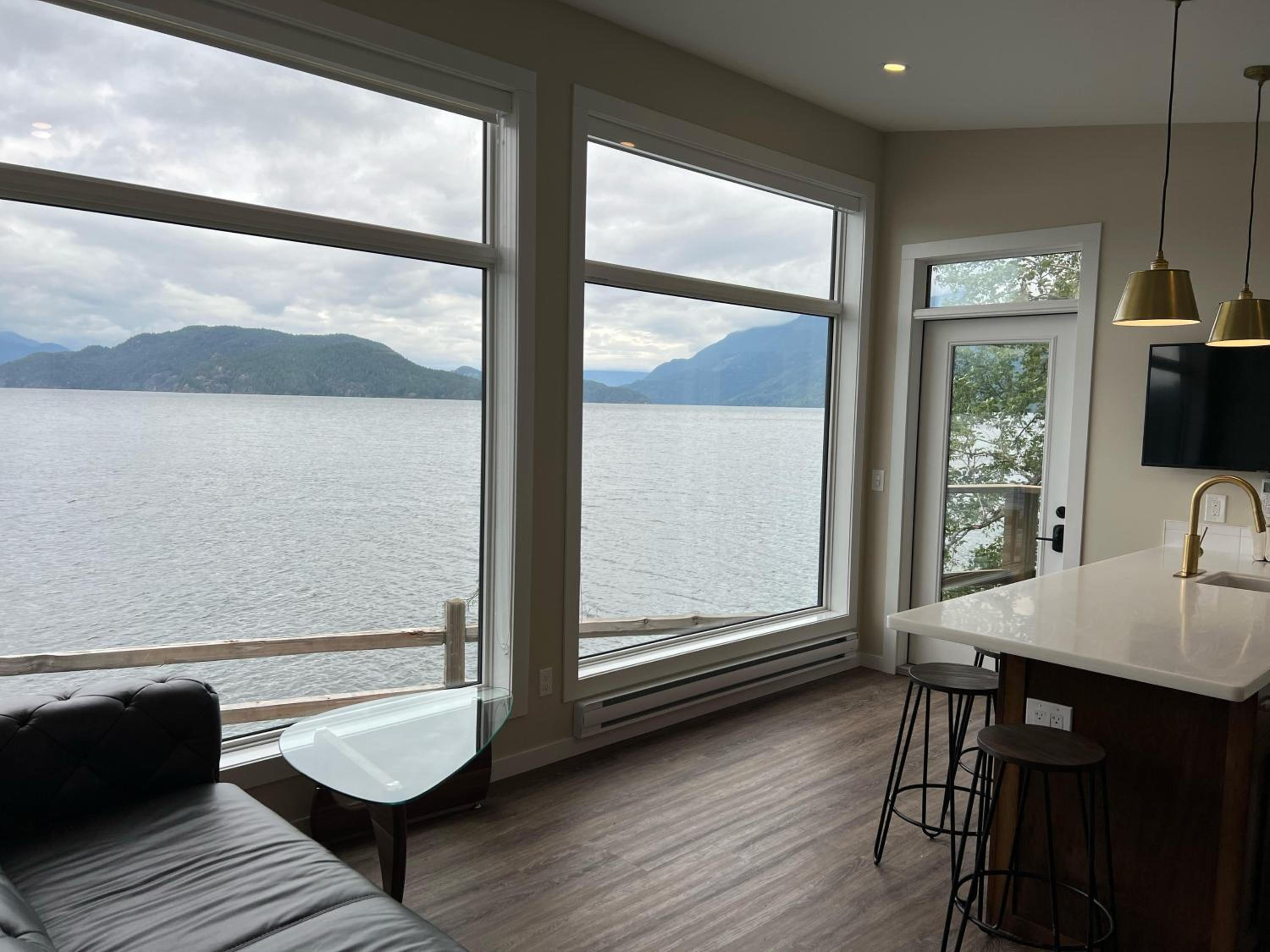 The Lodge on Harrison Lake