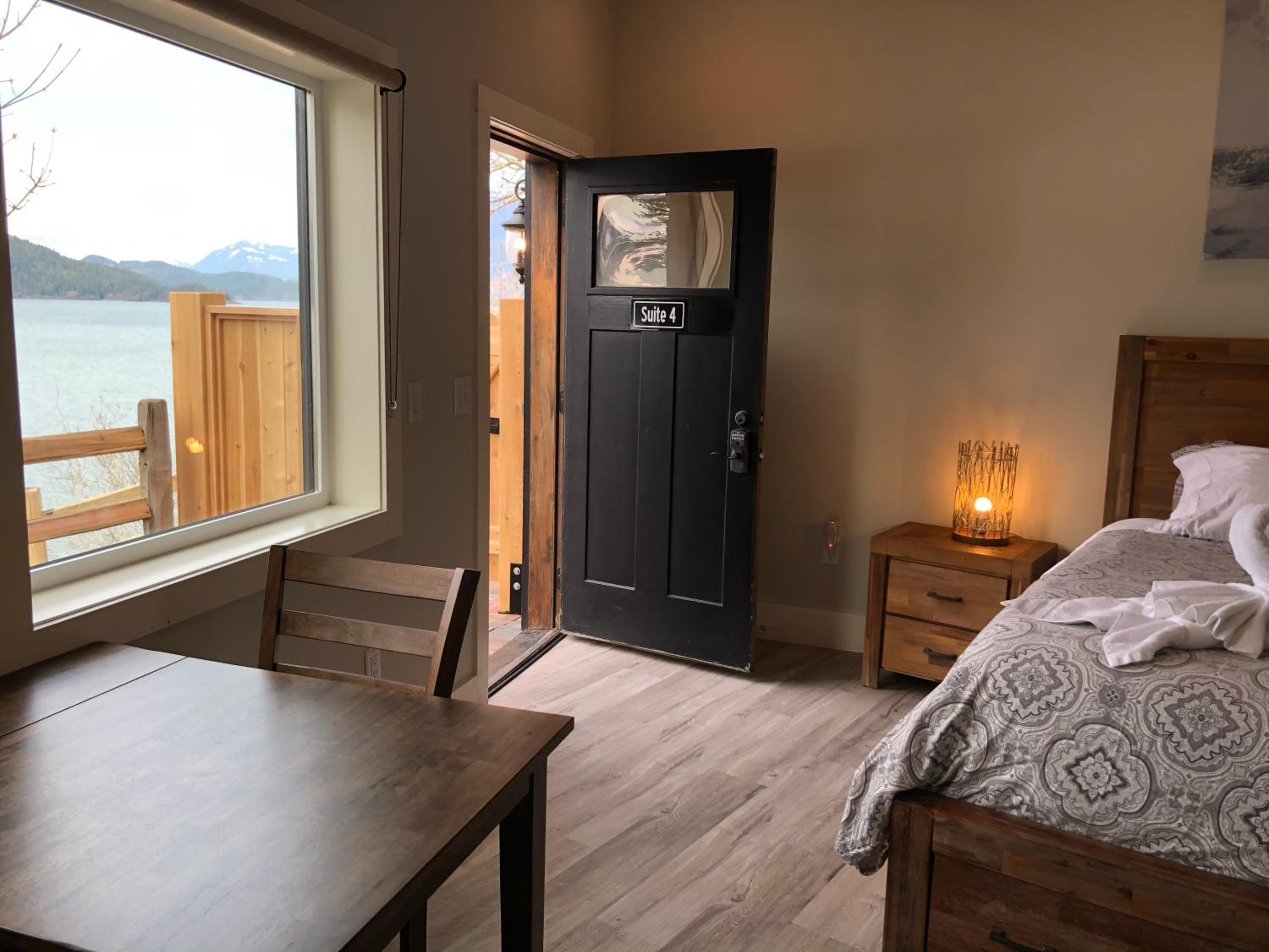 The Lodge on Harrison Lake