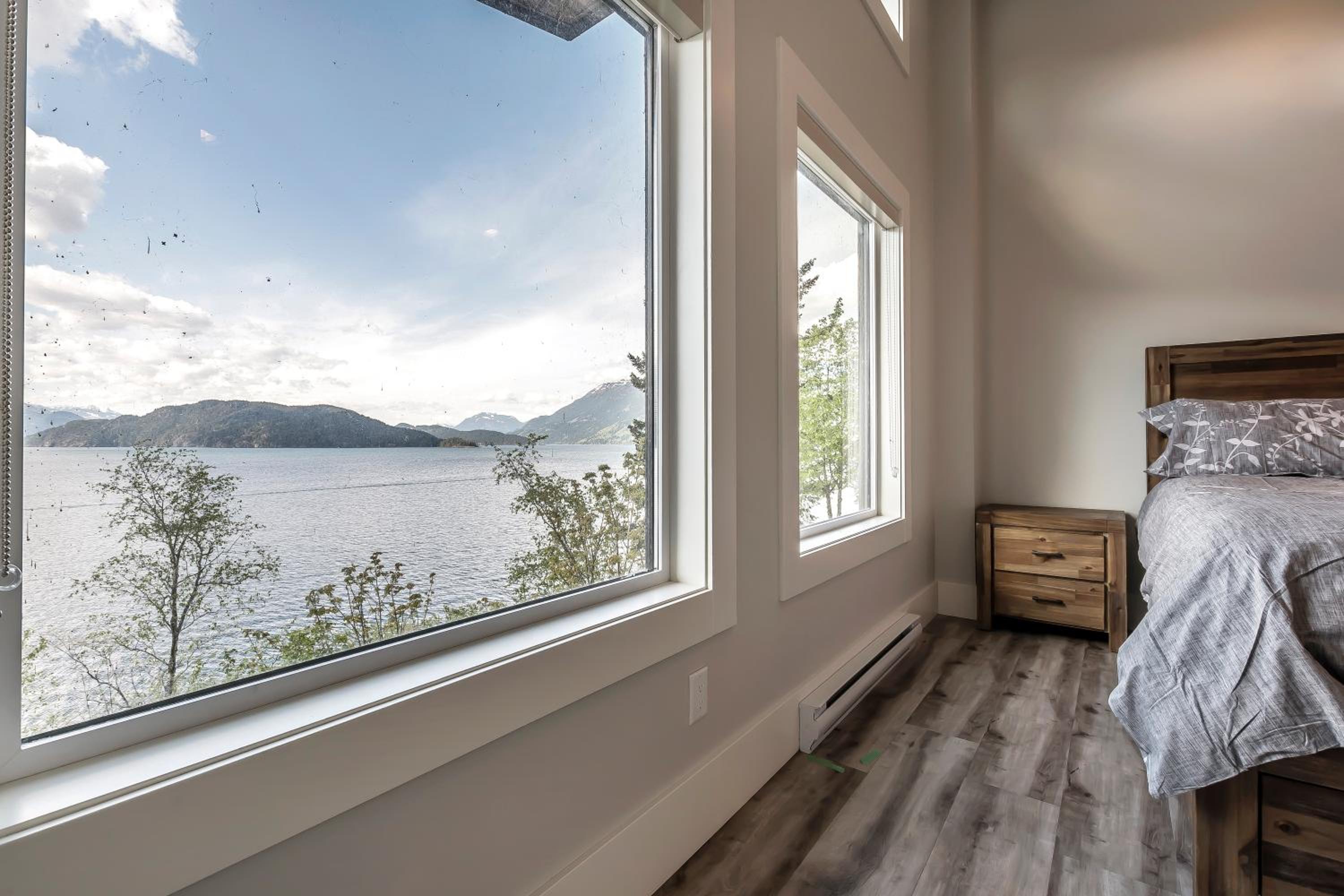 The Lodge on Harrison Lake