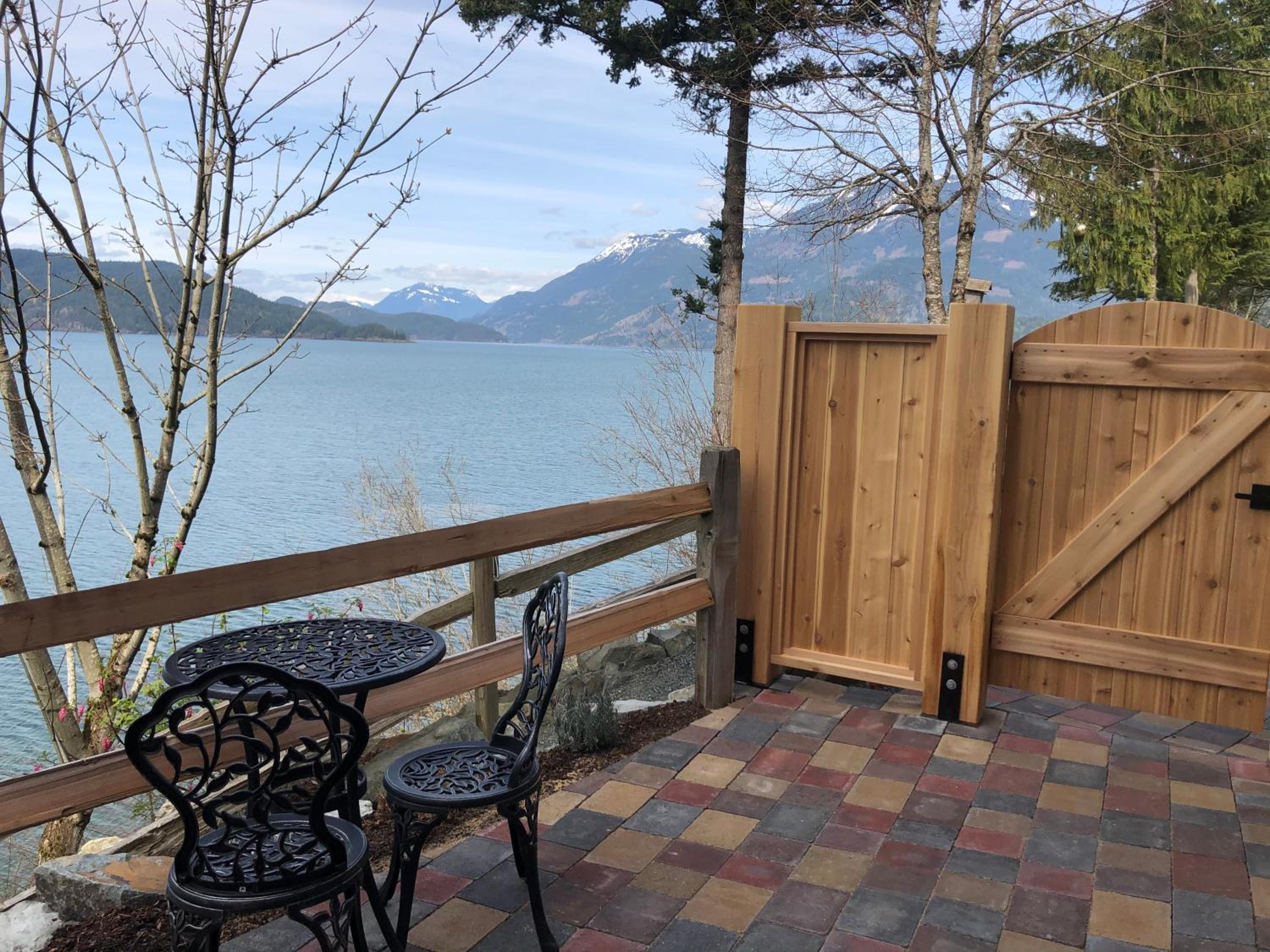 The Lodge on Harrison Lake