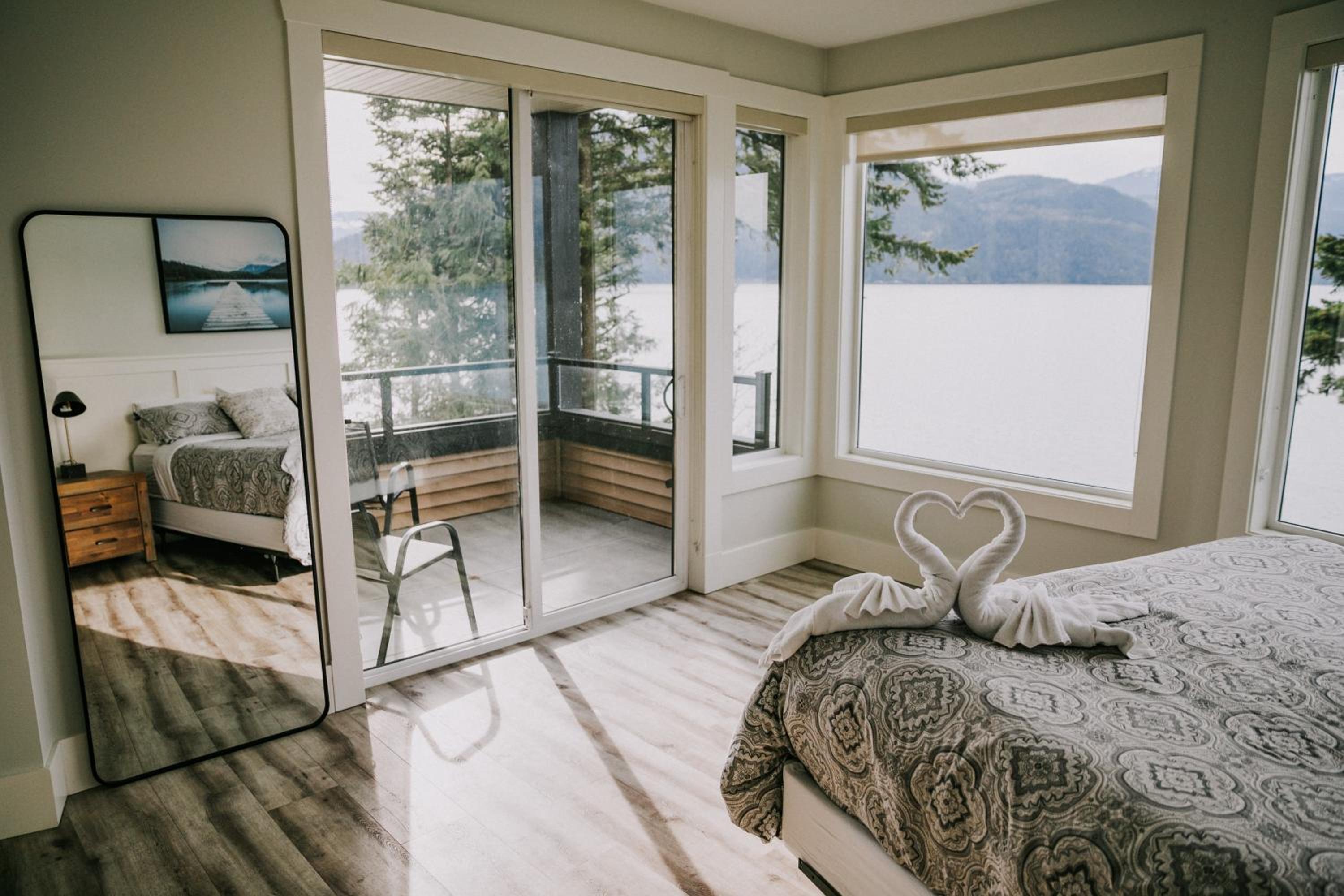The Lodge on Harrison Lake