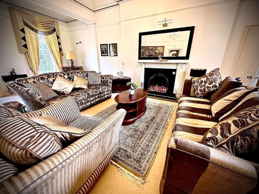 Prestigious Georgian Mansion