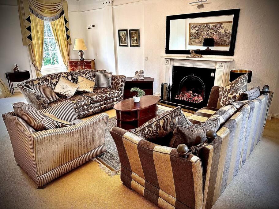 Prestigious Georgian Mansion