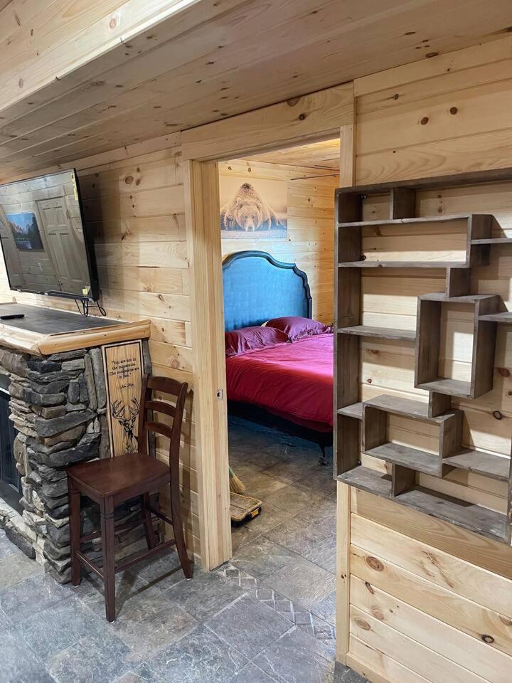 OVERLOOK LODGE