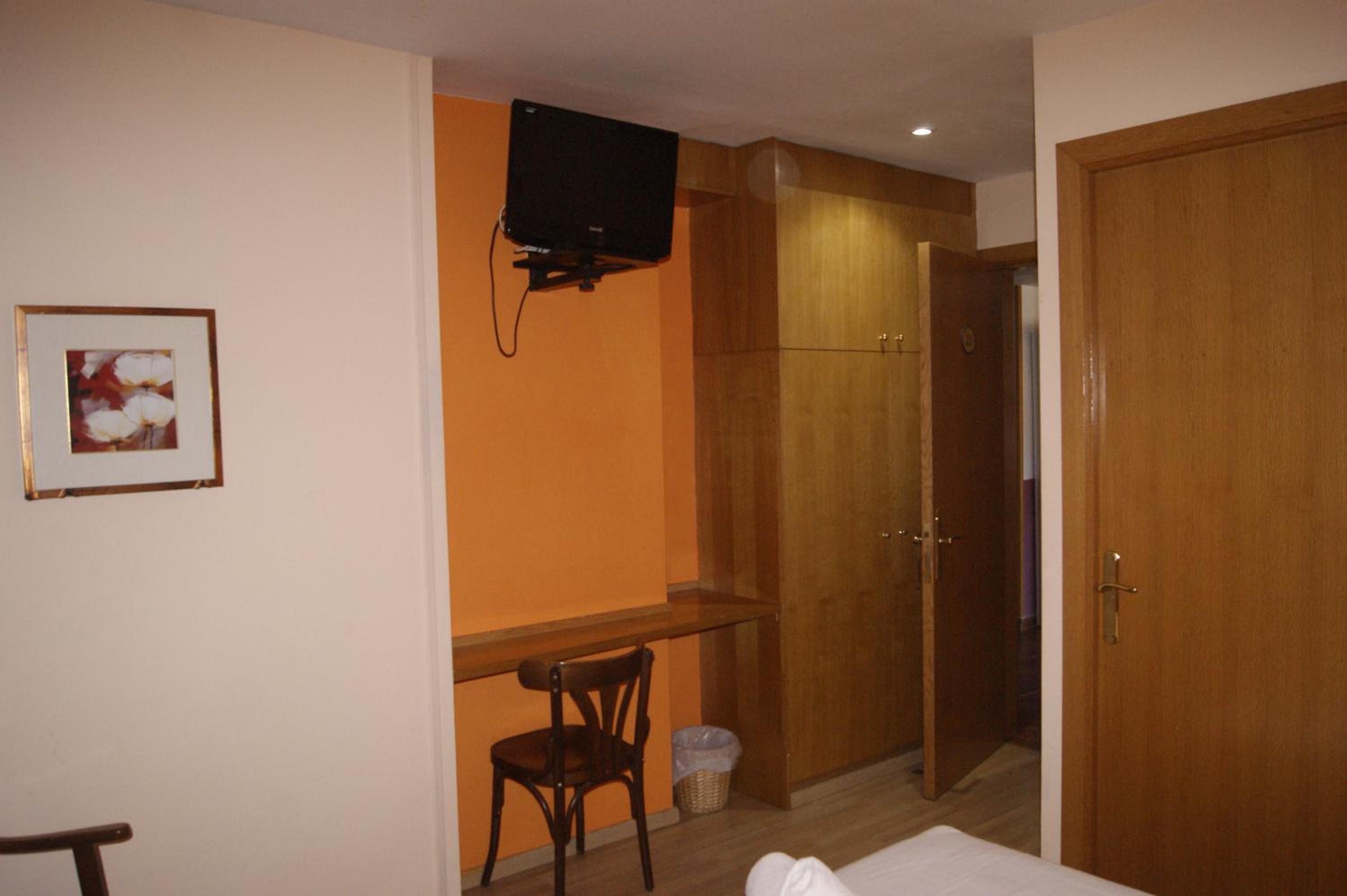 Hostal Cal Batista