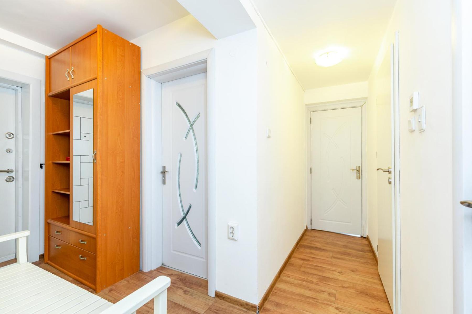 The White Apartment 3BR - free parking