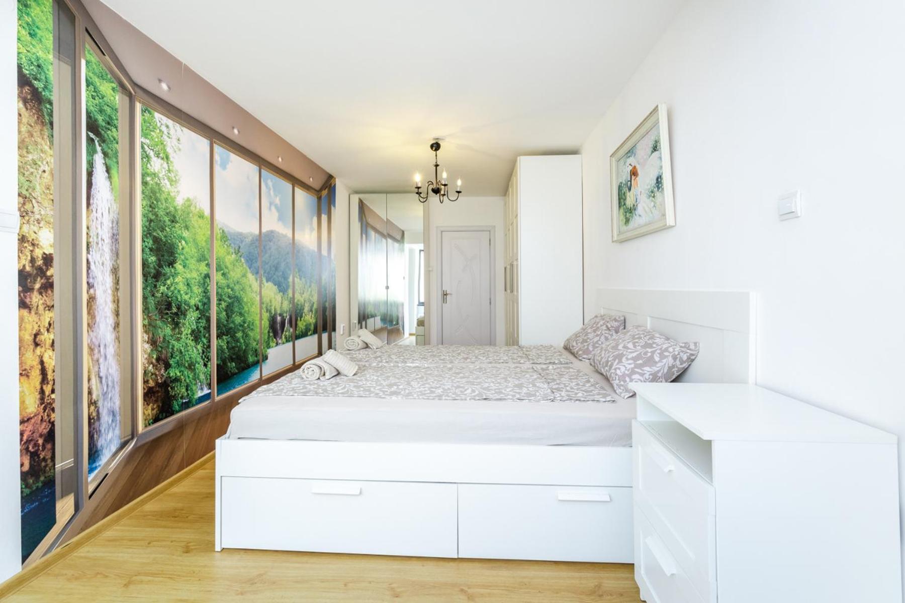 The White Apartment 3BR - free parking