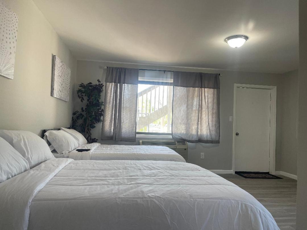 Point Pleasant Inn