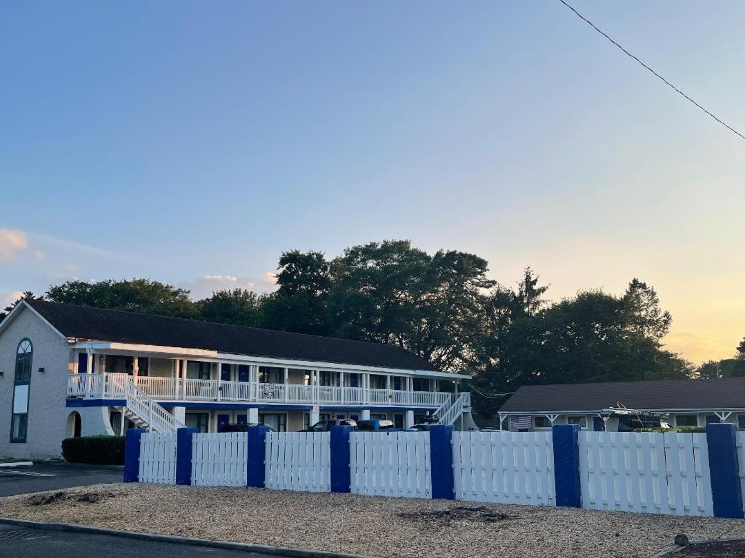 Point Pleasant Inn