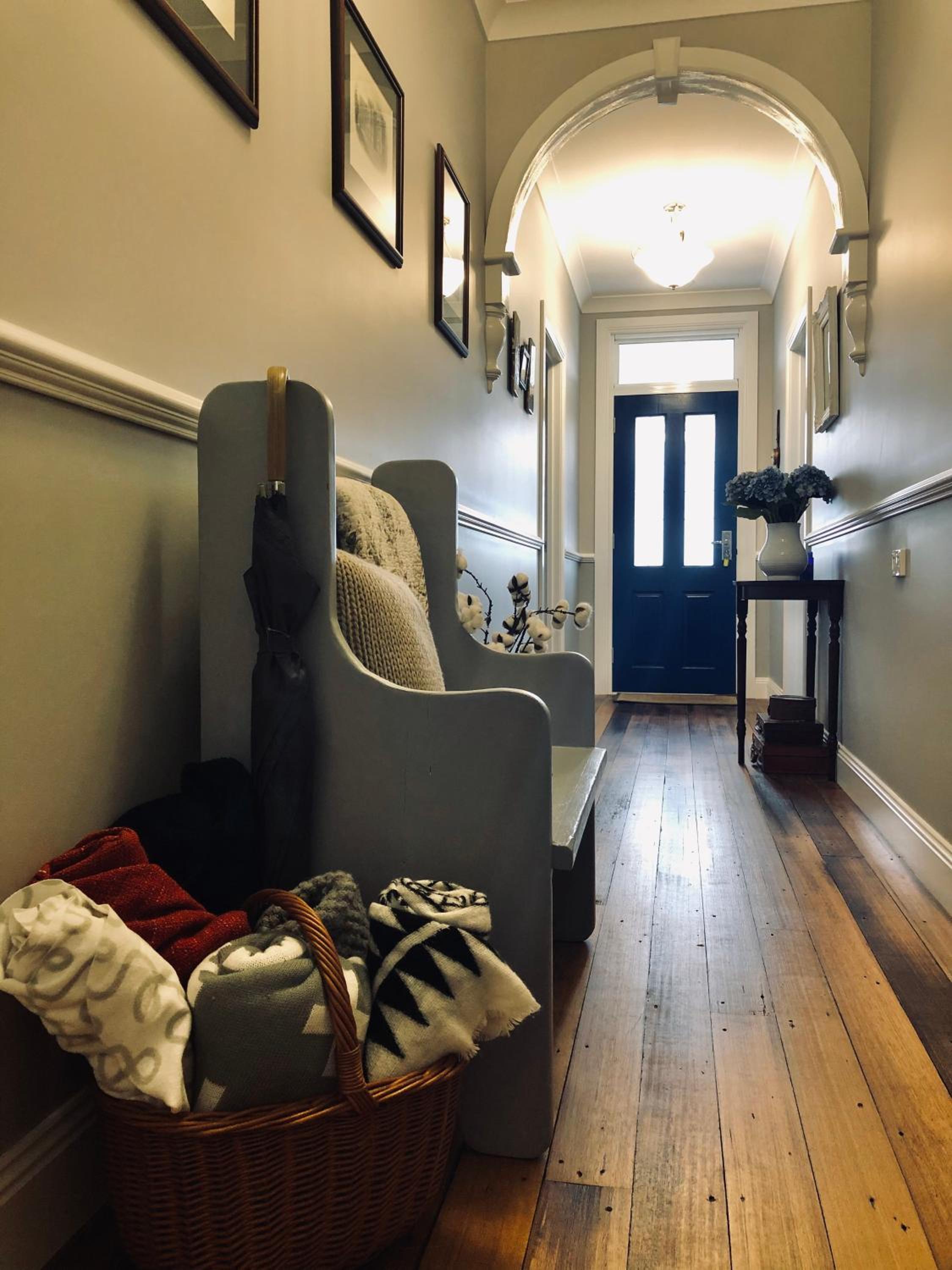 Number 10 -Queen Room with b/fast