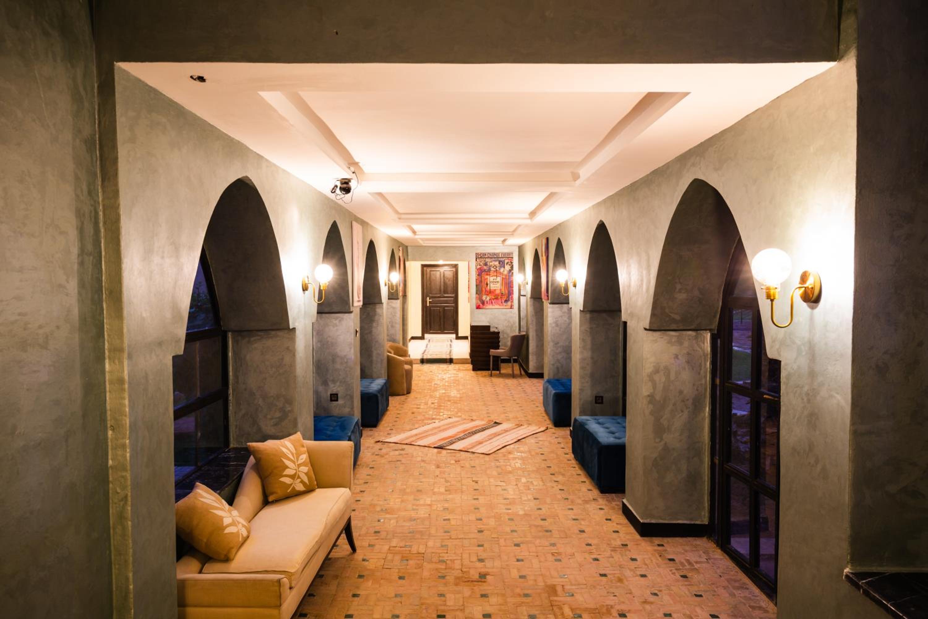 lounge