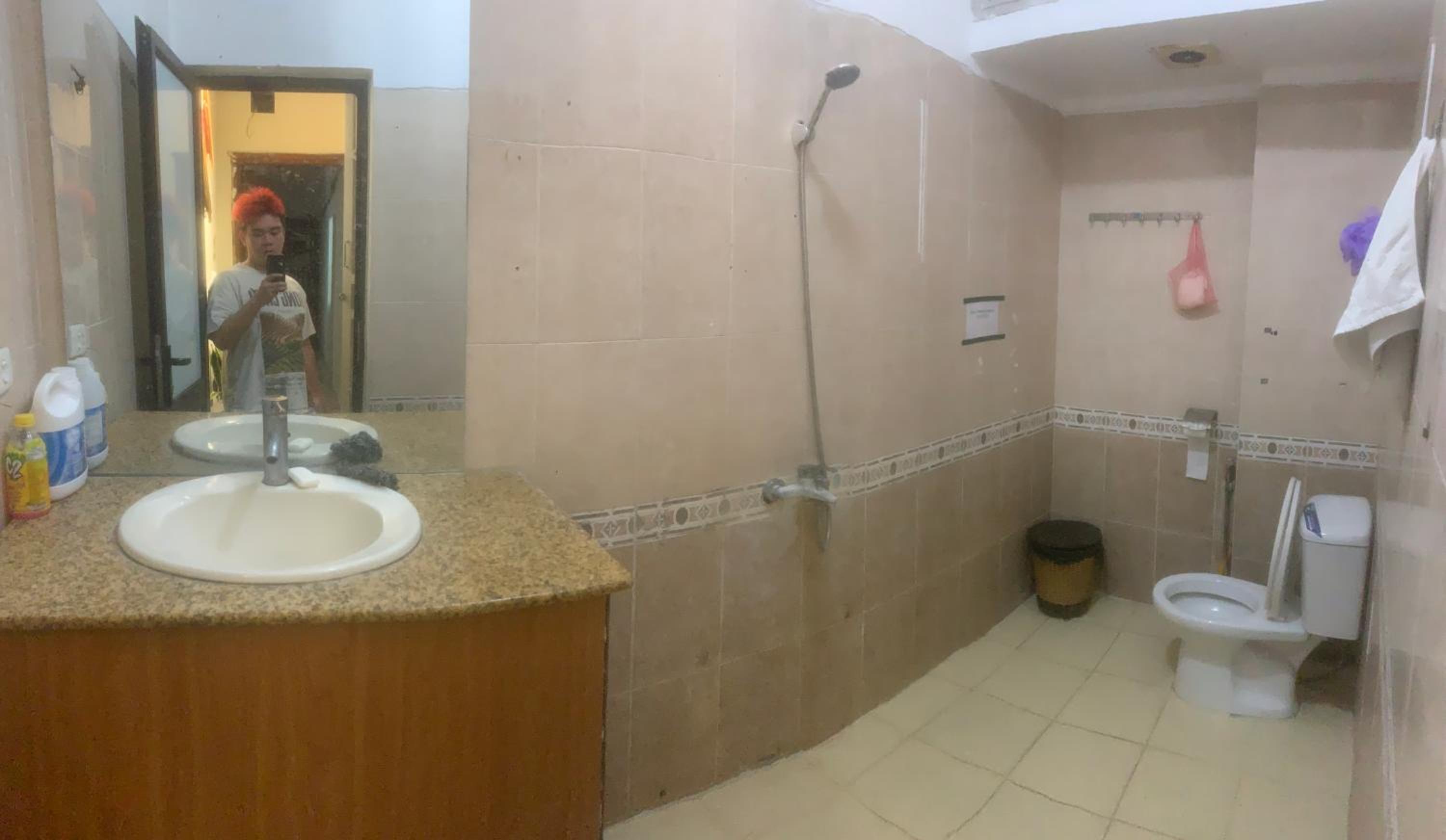 Ubuntu Hostel and Tour