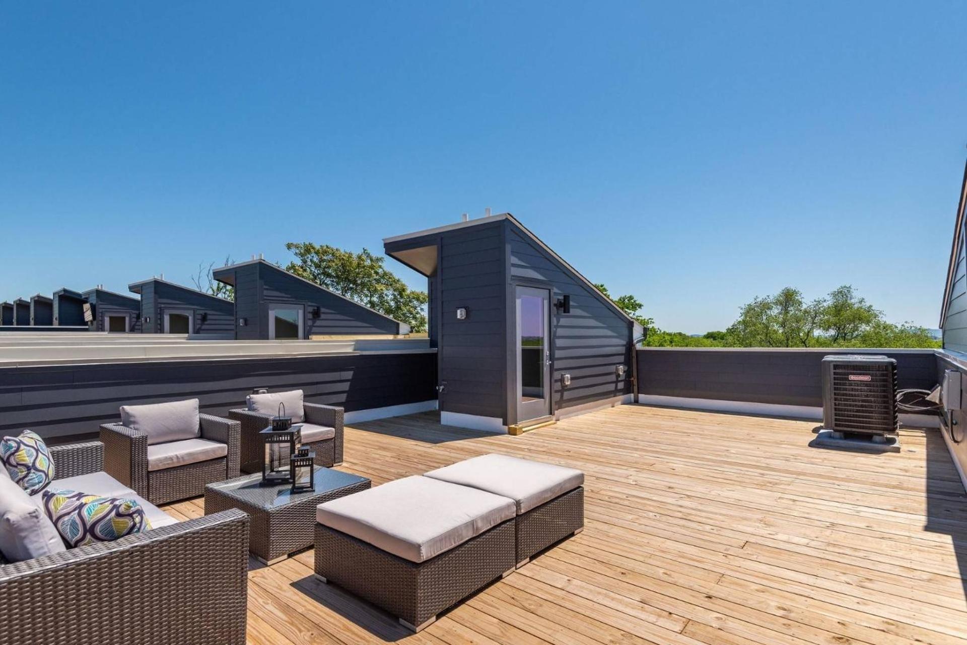 Harmony One view 3