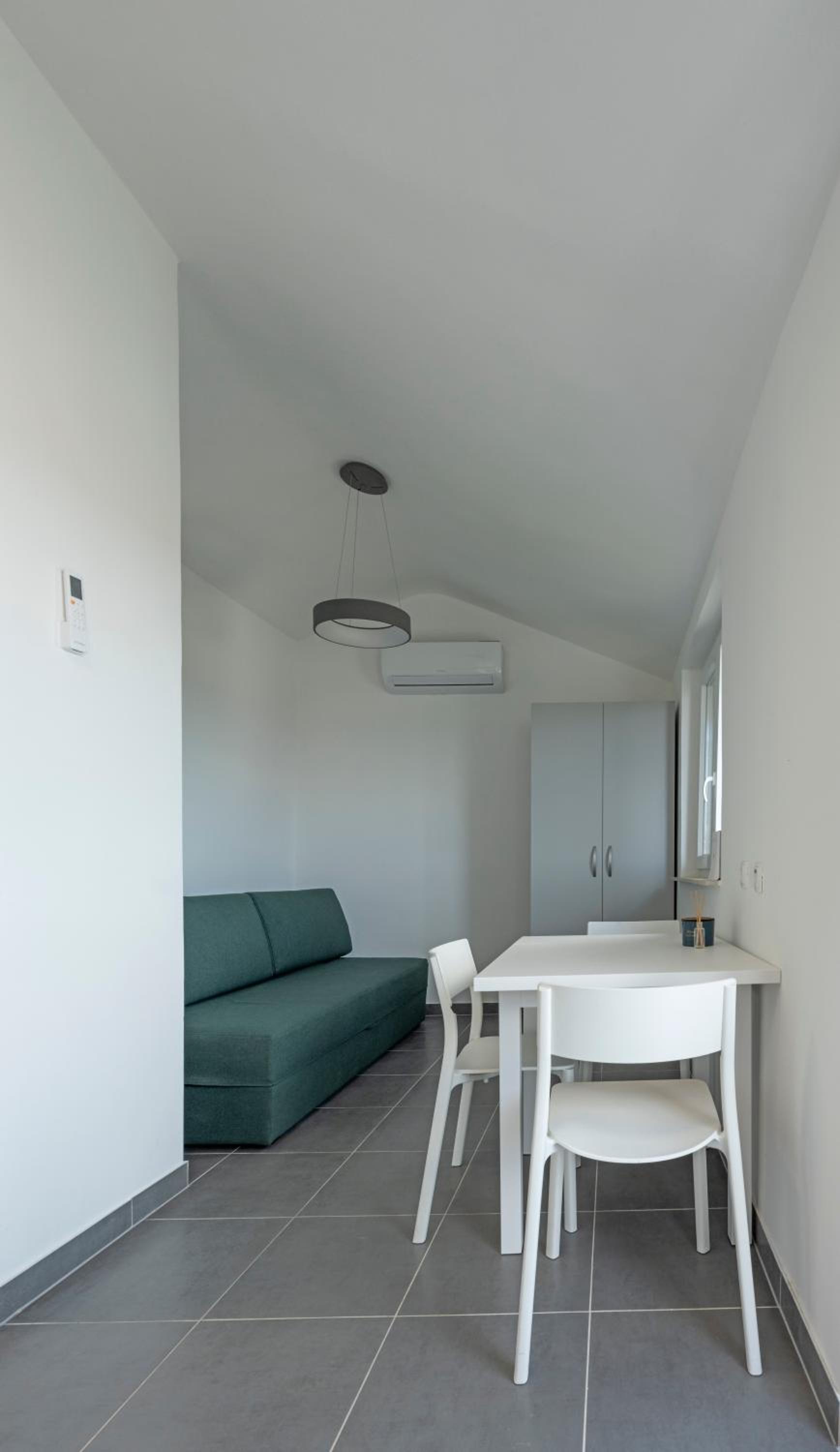 Apartmani Lovren