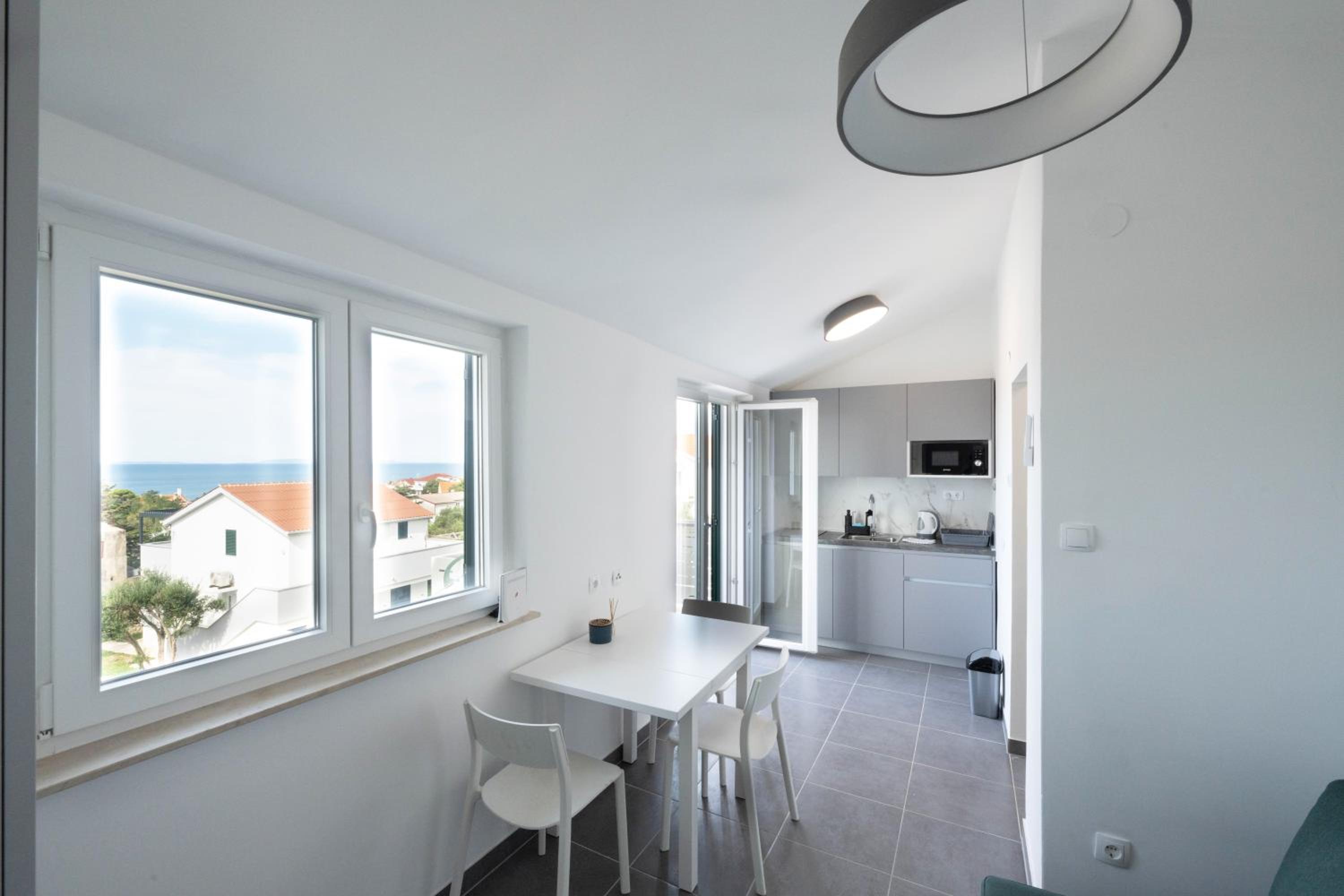 Apartmani Lovren
