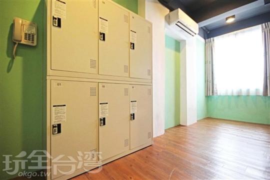 Tourist Bunny Hostel