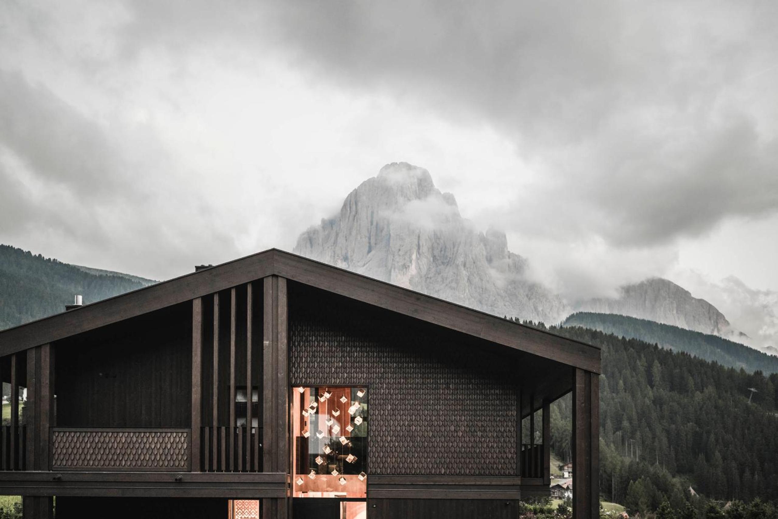 Luxury Chalet Alpurio view 3