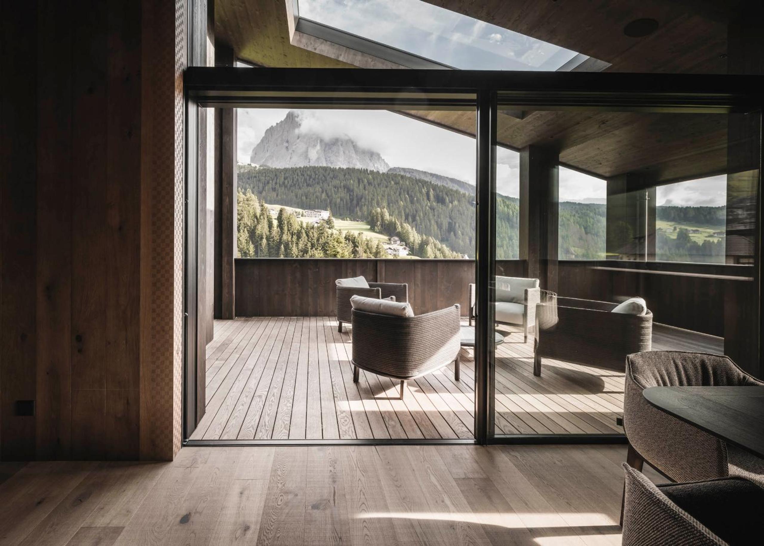 Luxury Chalet Alpurio view 5