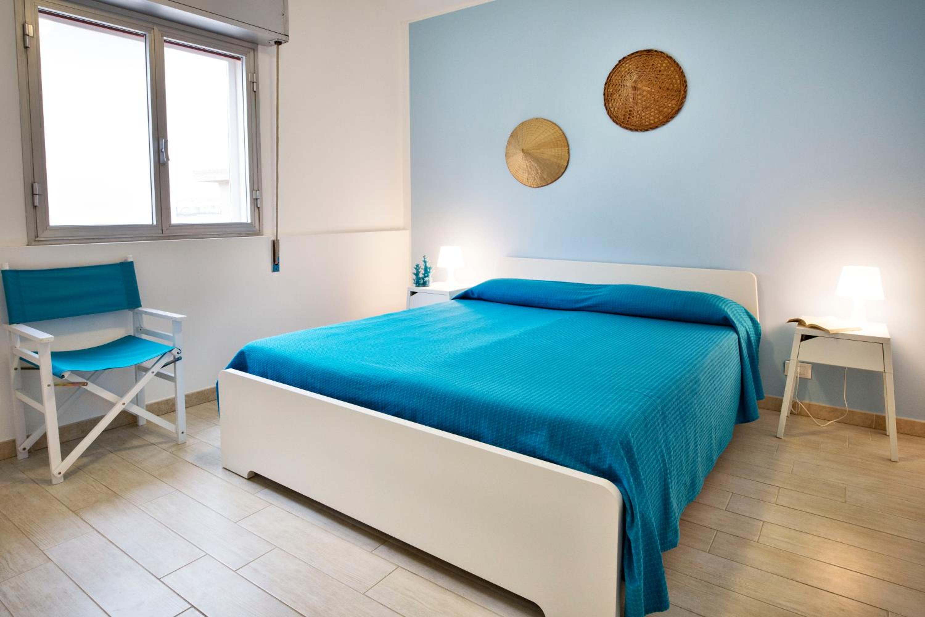 siciliacasevancaze - Villa Torre en Punta Secca — hotel room