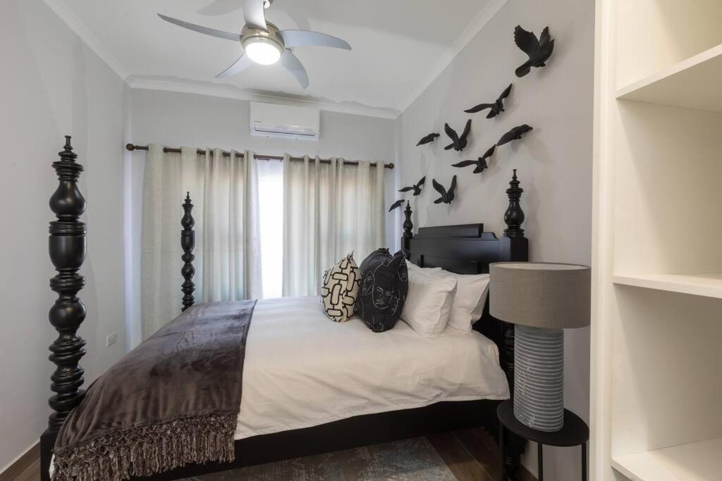 One More Night Apartment E203