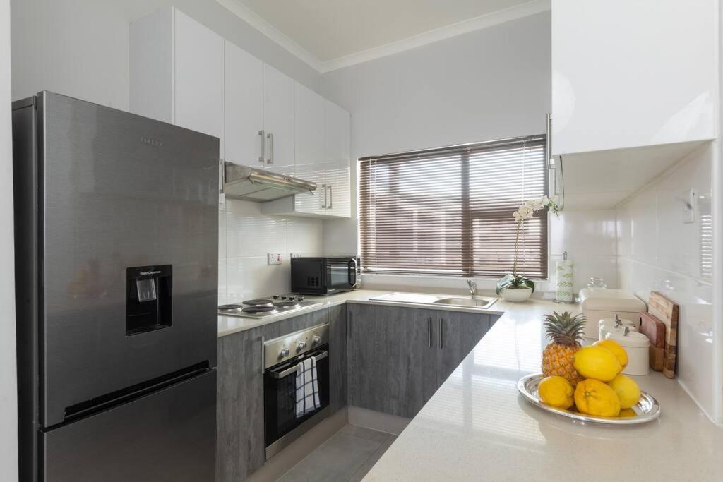One More Night Apartment E203