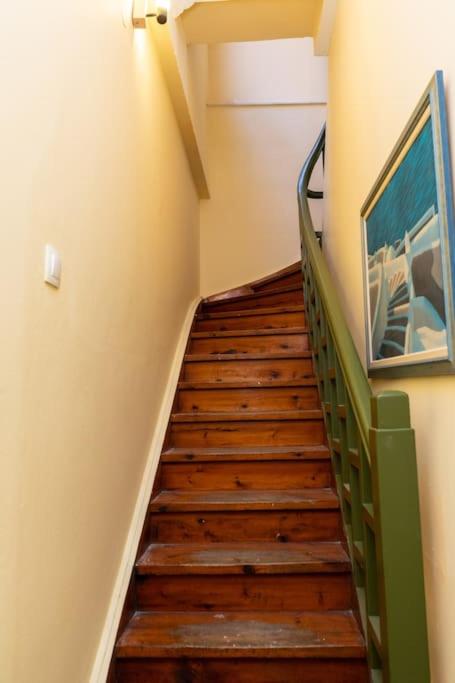 Penthouse wt private patio 1st floor 3 rooms 65sqm