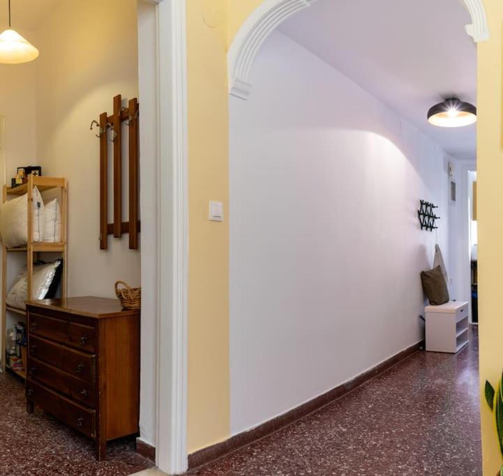 Penthouse wt private patio 1st floor 3 rooms 65sqm