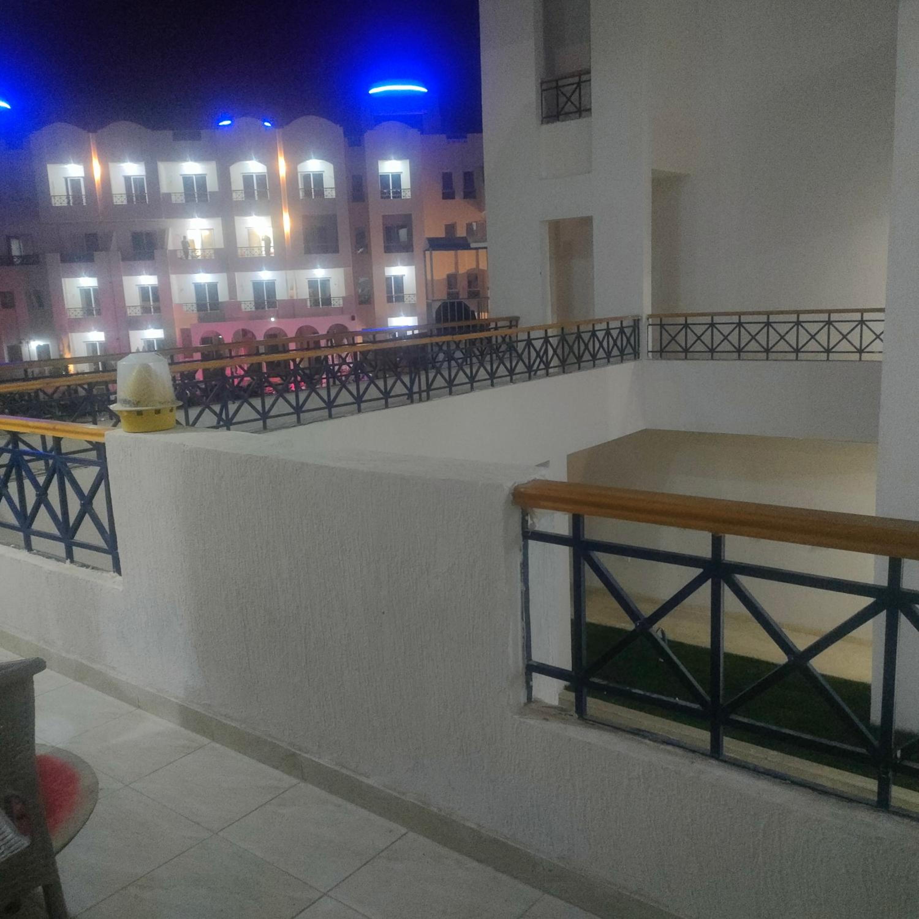 Santorini Resort NourthCoast