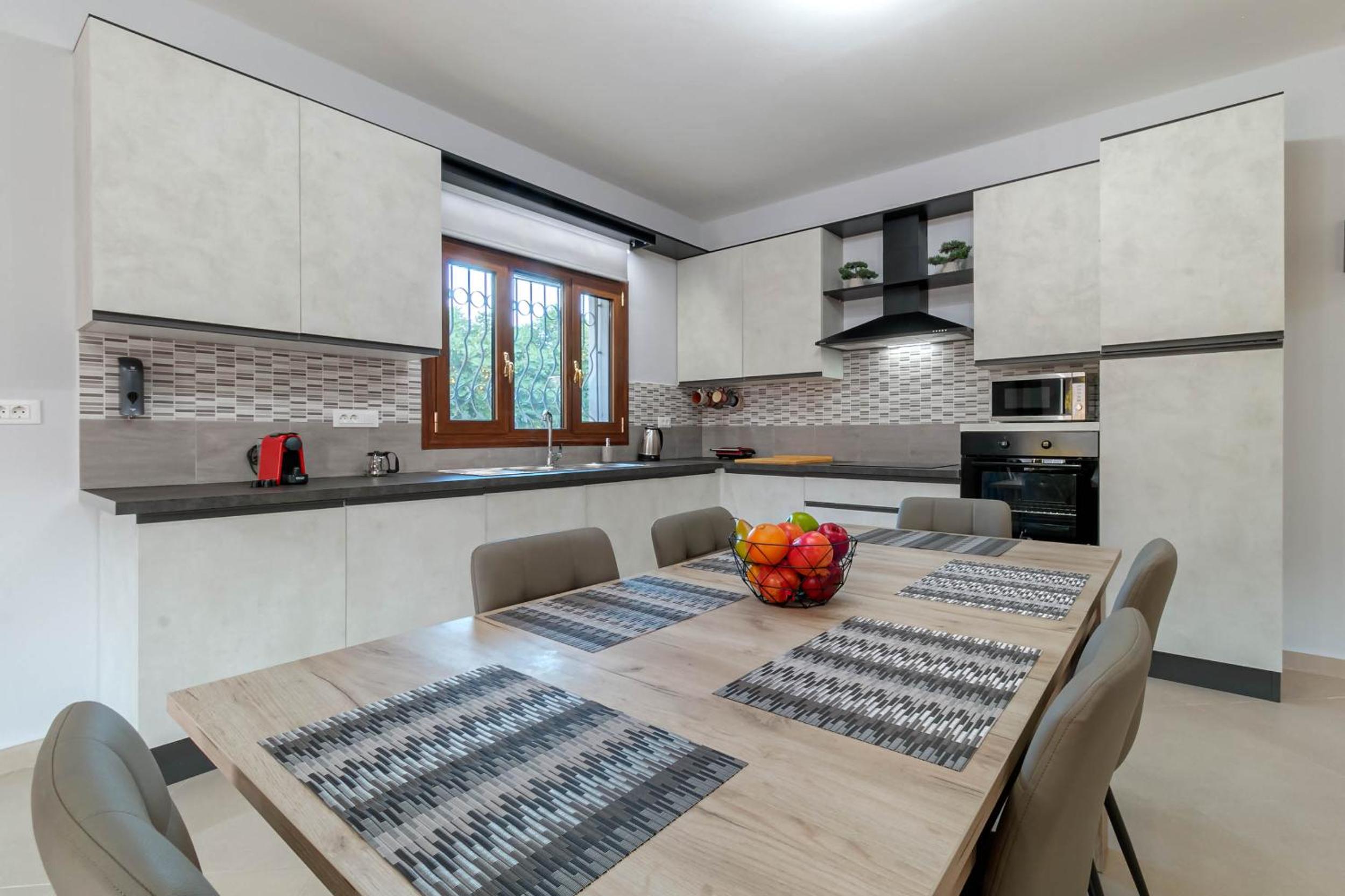 Villa Henkel B view 5