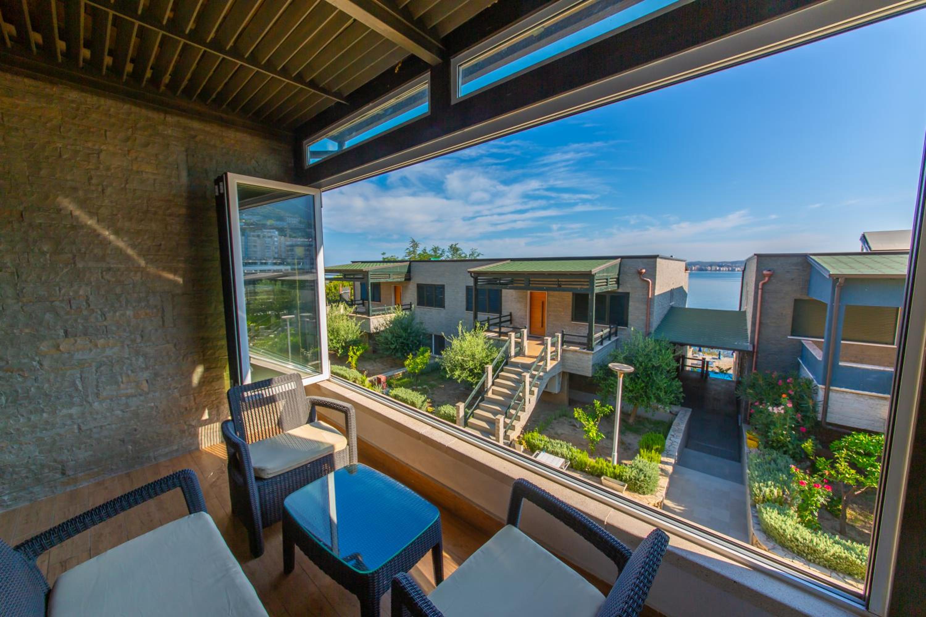 Luxury Villa 1