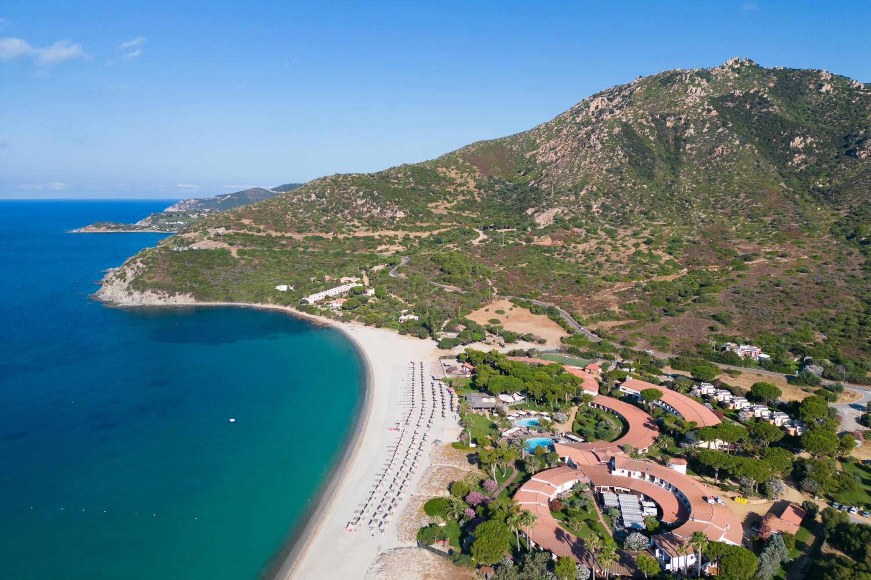 Hotel Cormoran Hotel - Image 1