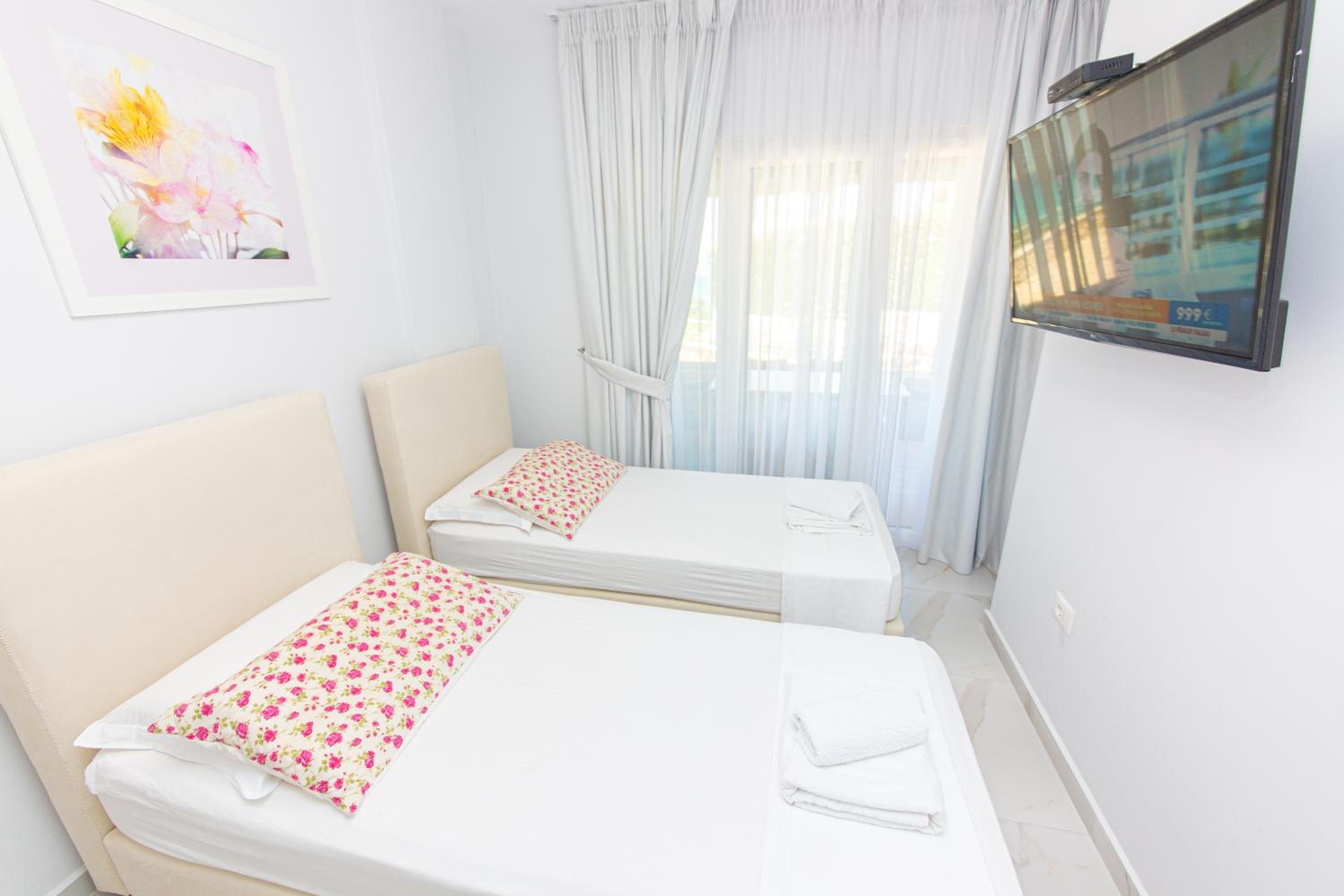 Luxury Vila 3