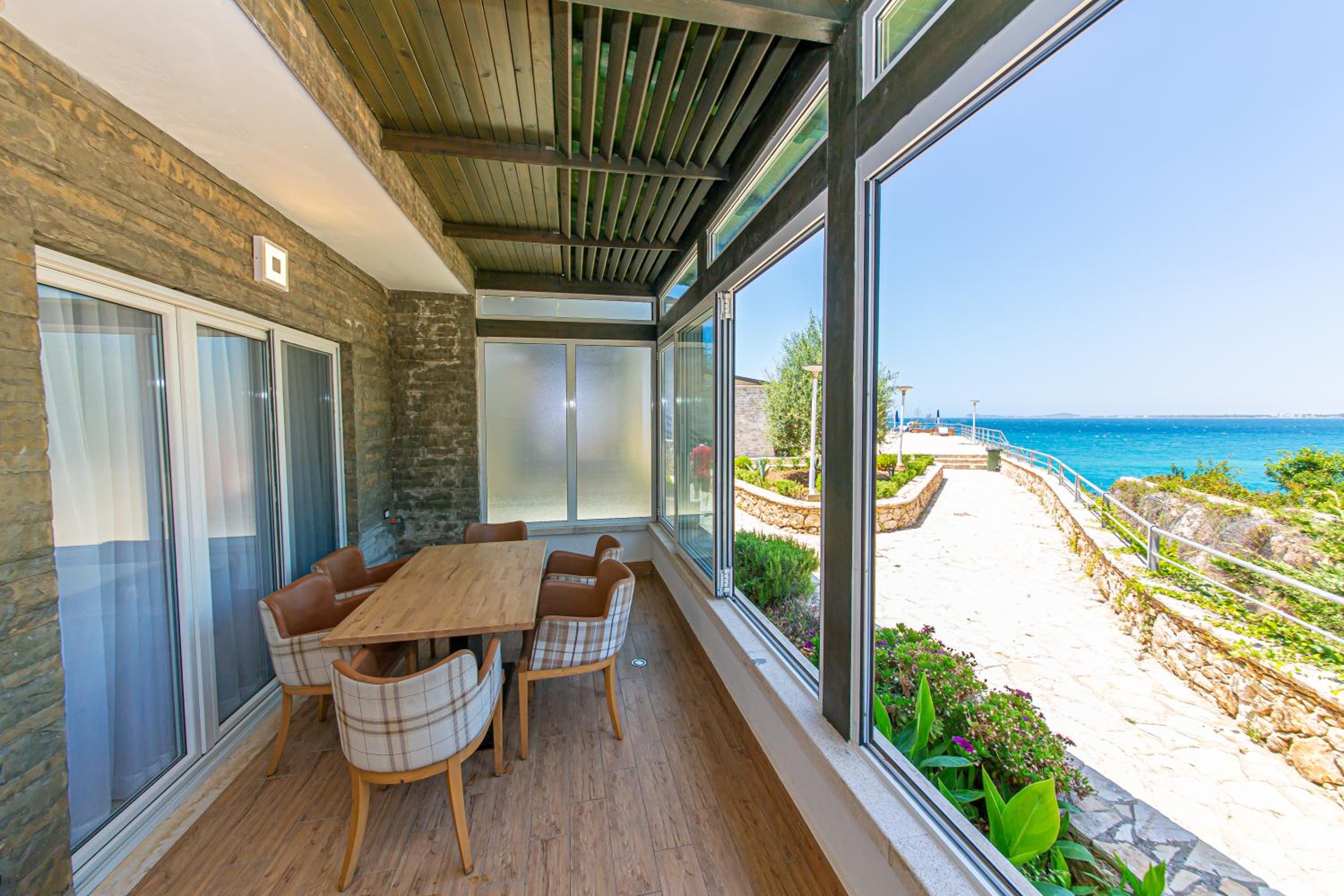 Luxury Vila 3