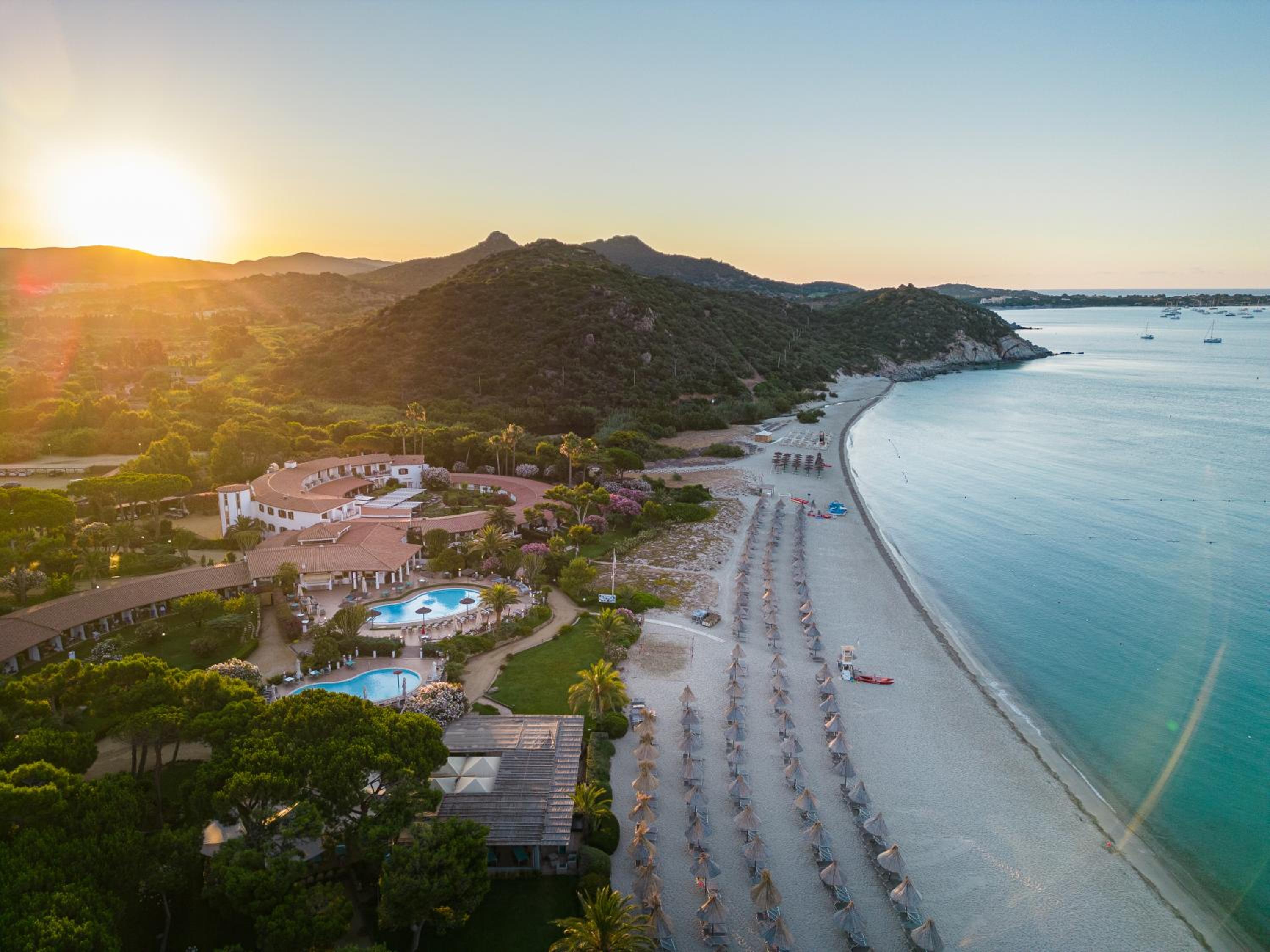 Hotel Cormoran Residence - Image 1