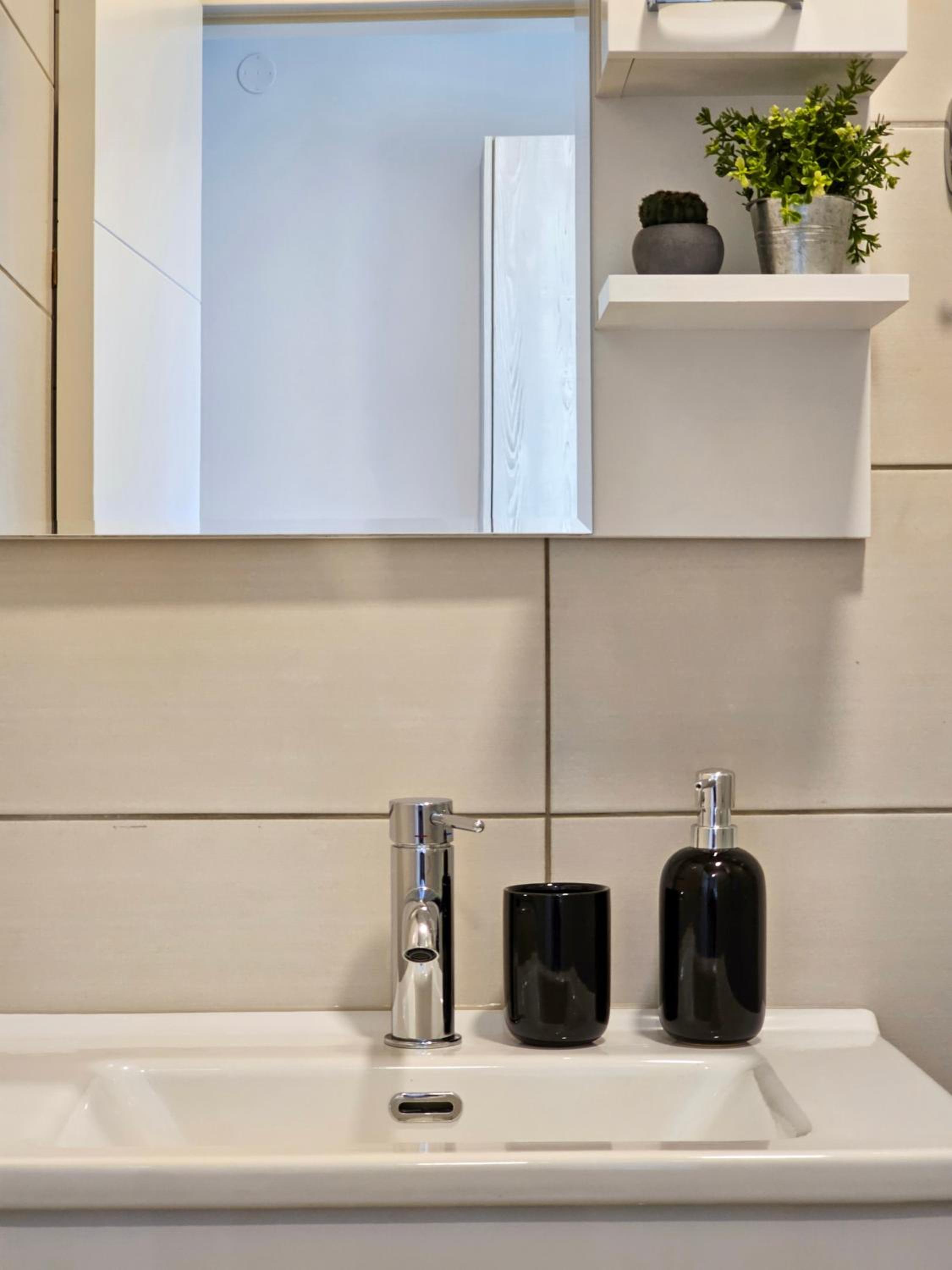 Lux Apartman Lazarević view 4