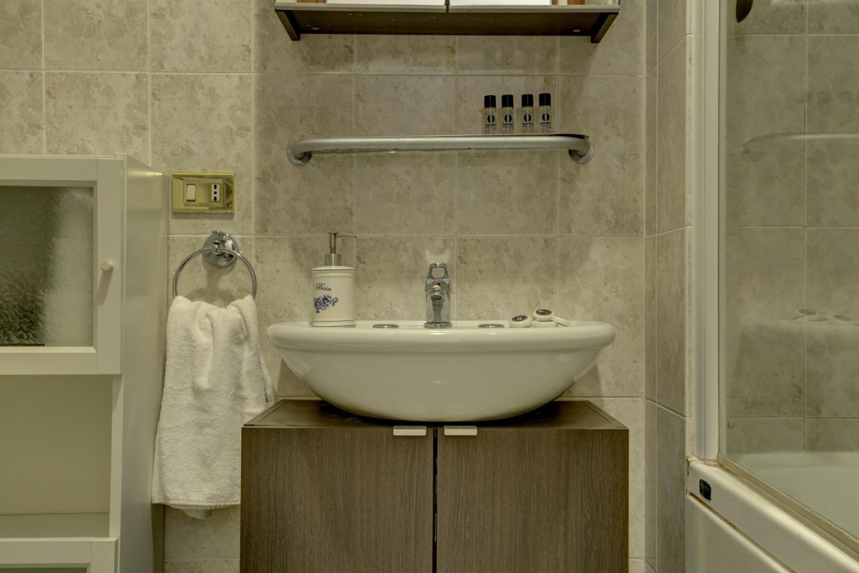 Colosseo Apt Mecenate 77 - Home and More