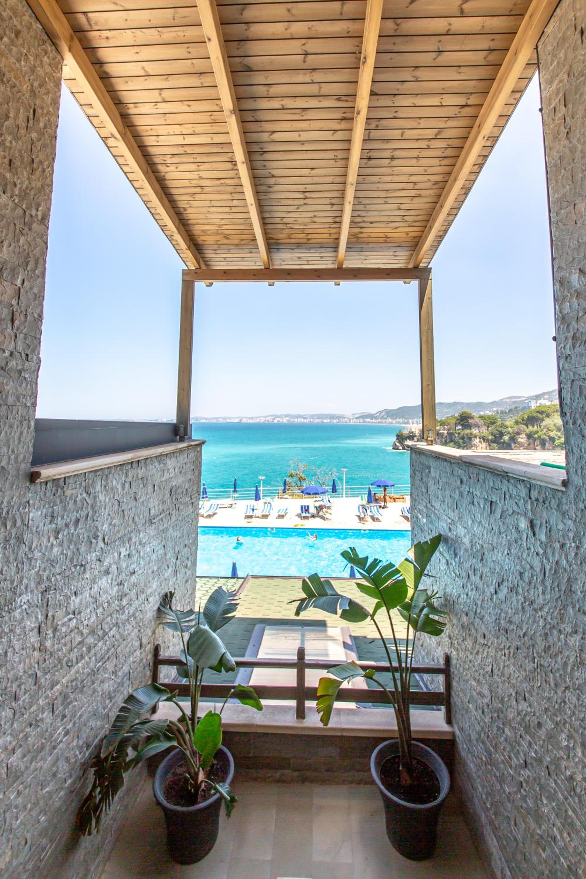Luxury Villa 5