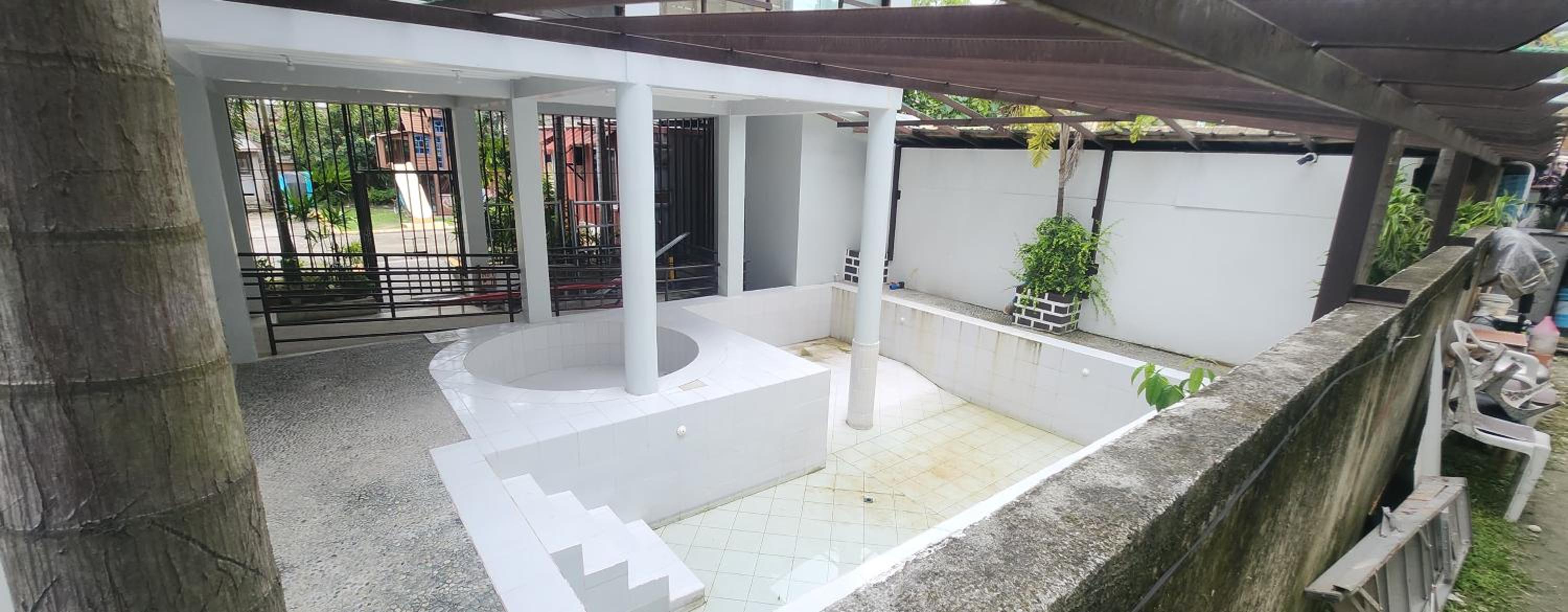 Large New Studio Up to 6 Pax view 2