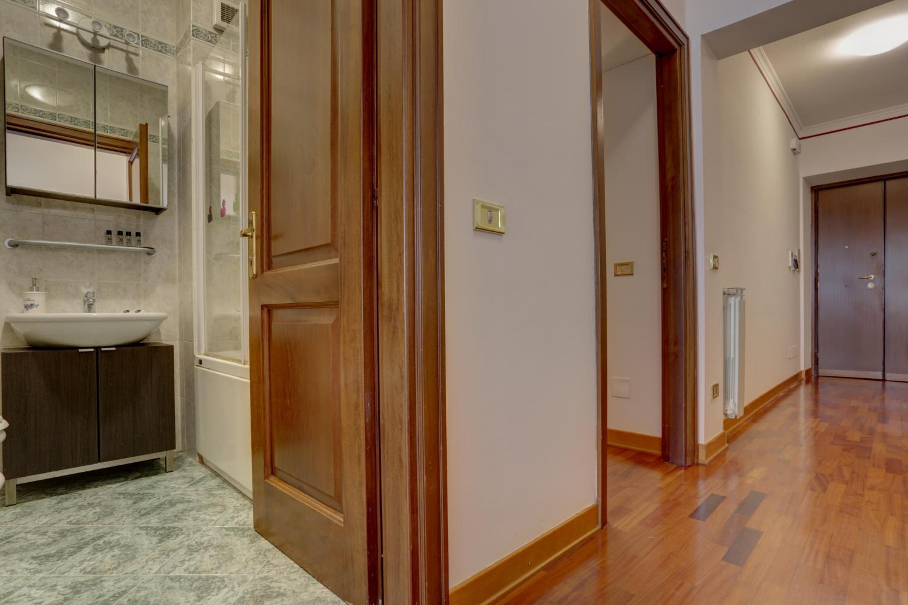 Colosseo Apt Mecenate 77 - Home and More