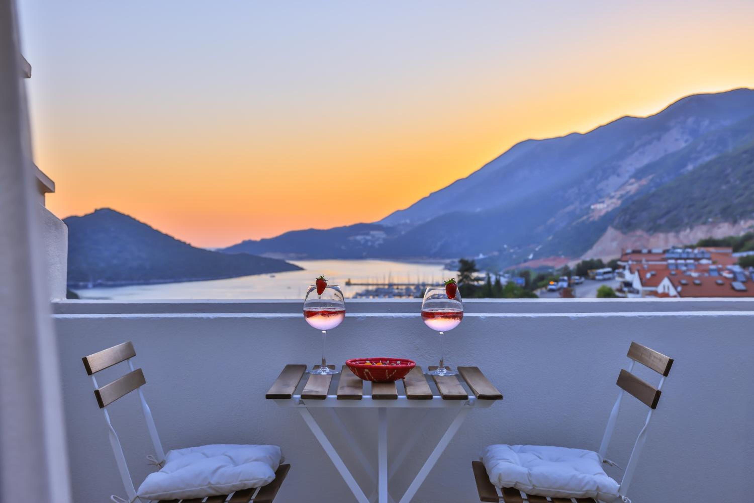 Carruba Boutique Hotel - Image 89