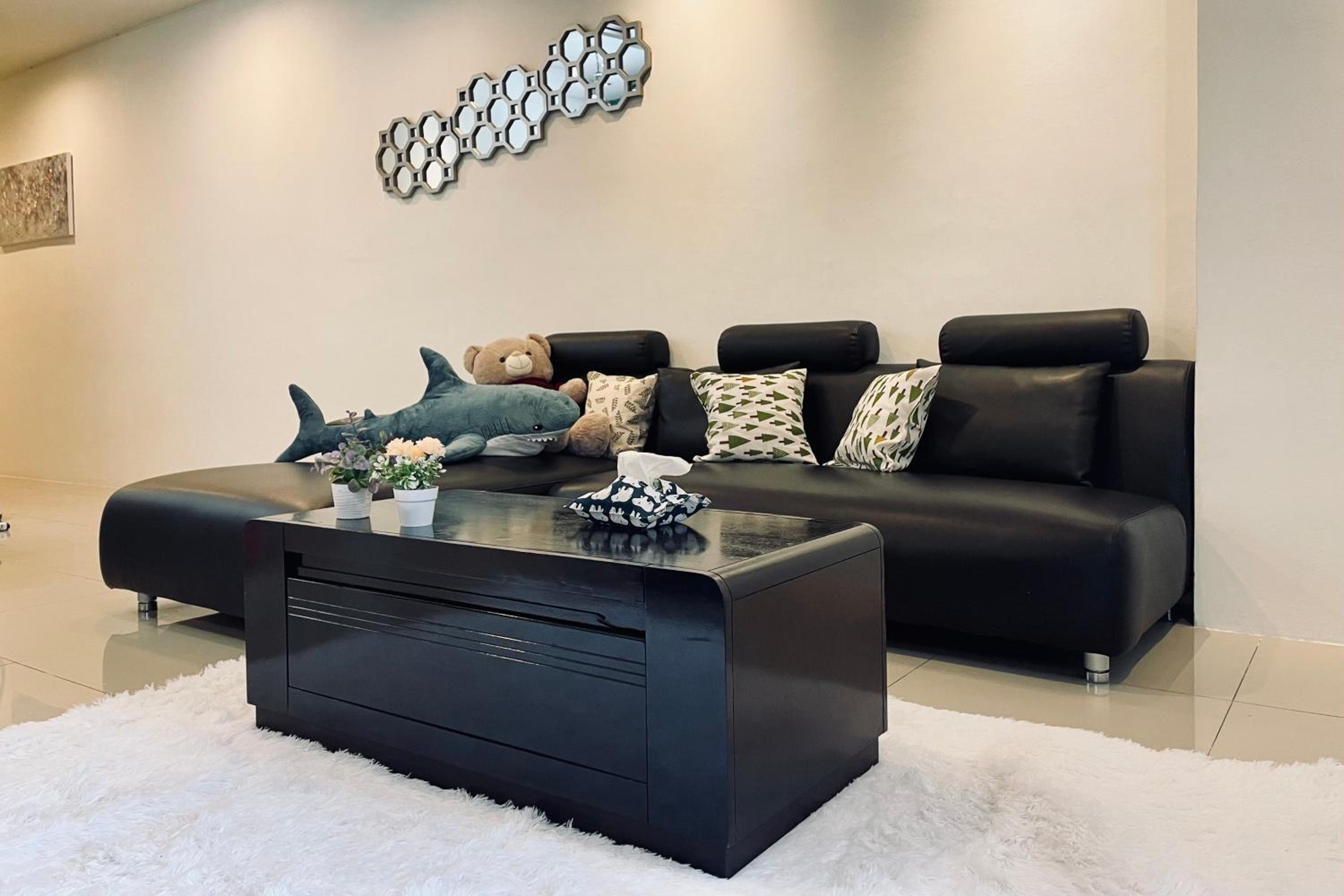 Comfy-Concept Apartment @ B.Bintang (3min walk LRT, Lalaport, TimeSquare)