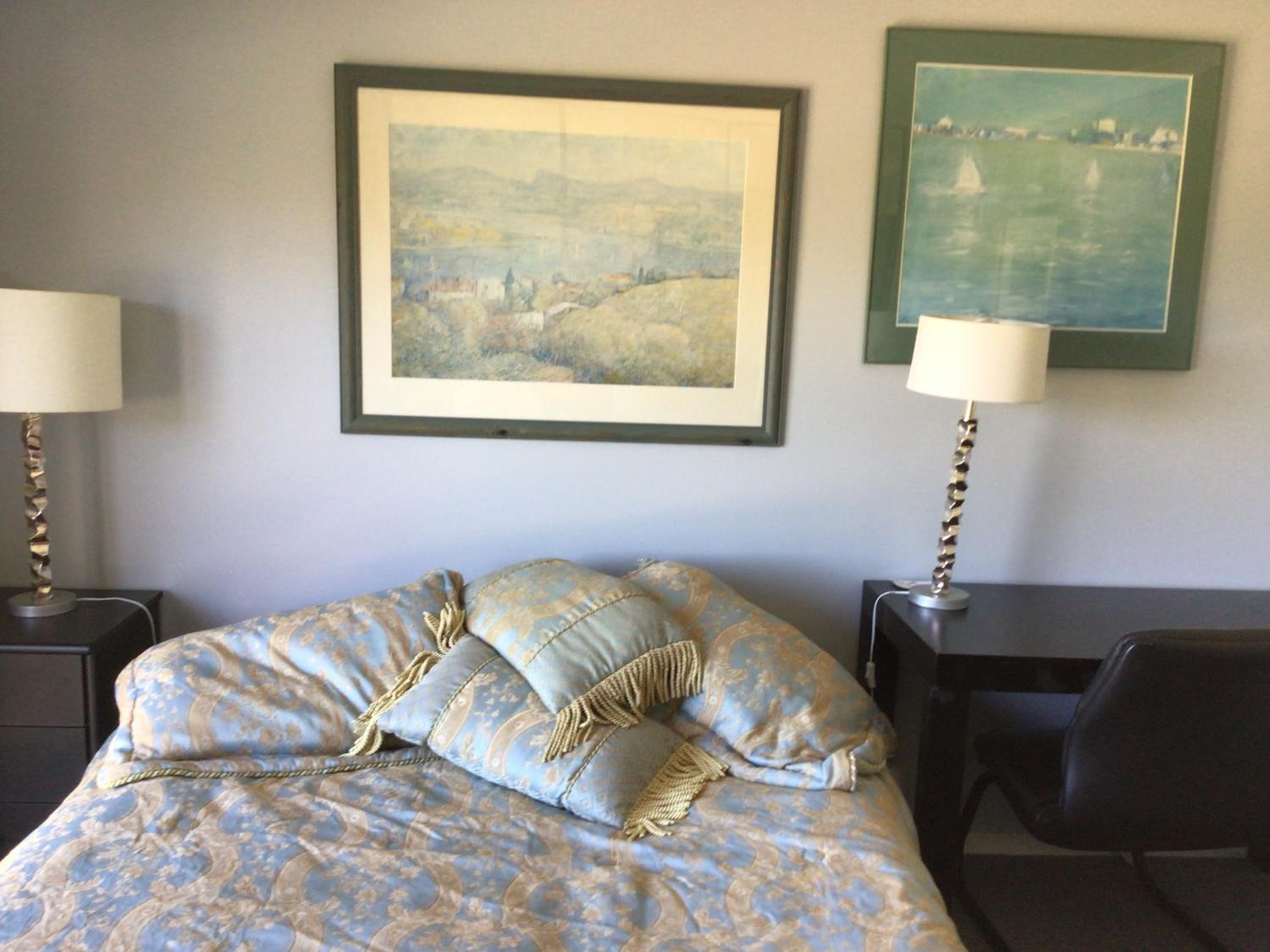 Bob Brown Room Art House
