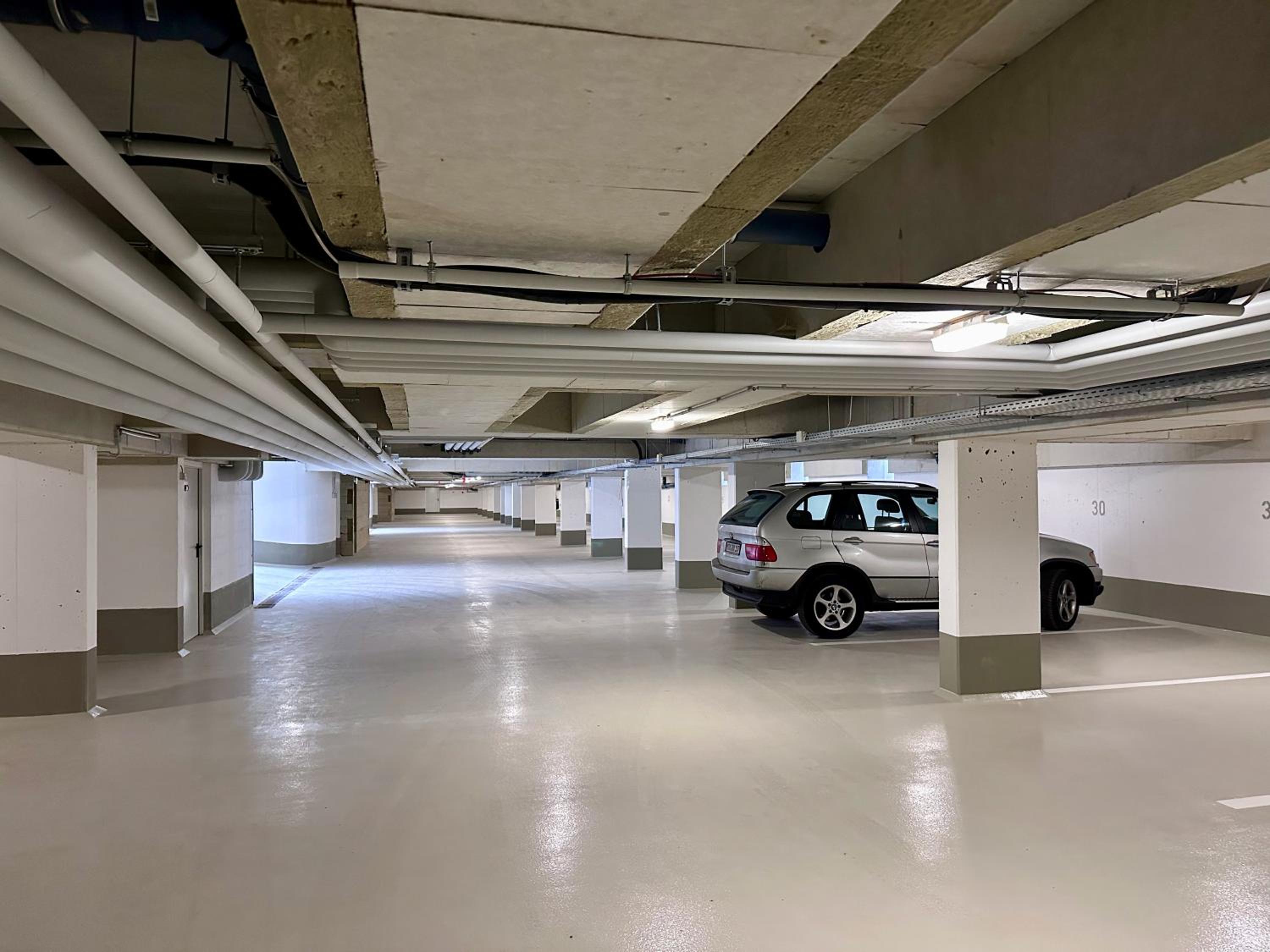 Neue stillvolle Wohnung im Steinbach Palais, ideale Lage