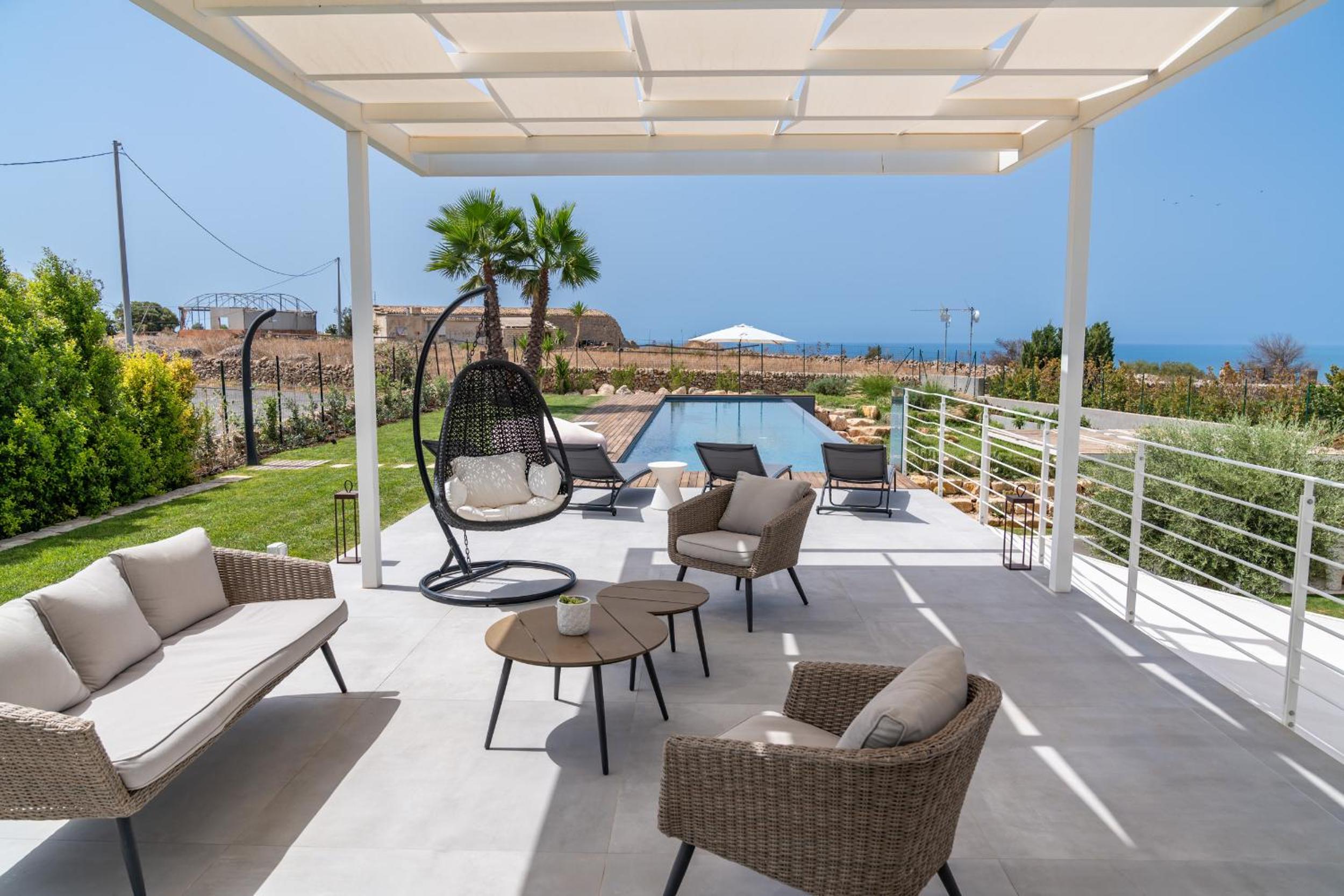 Villa Ludamu Luxury Home view 4