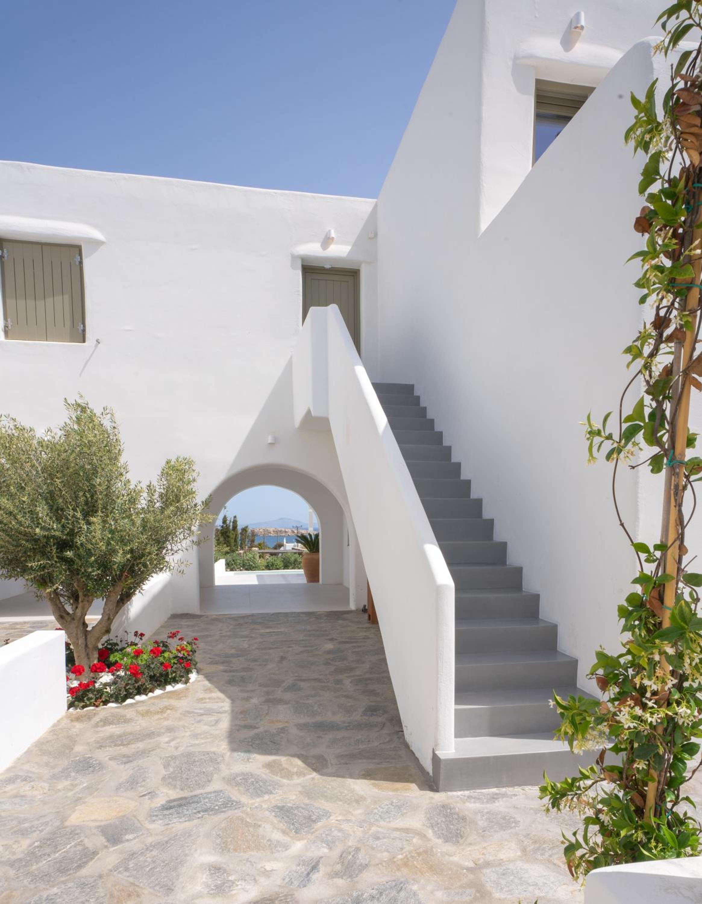 Paros Breeze Luxury Villa view 4