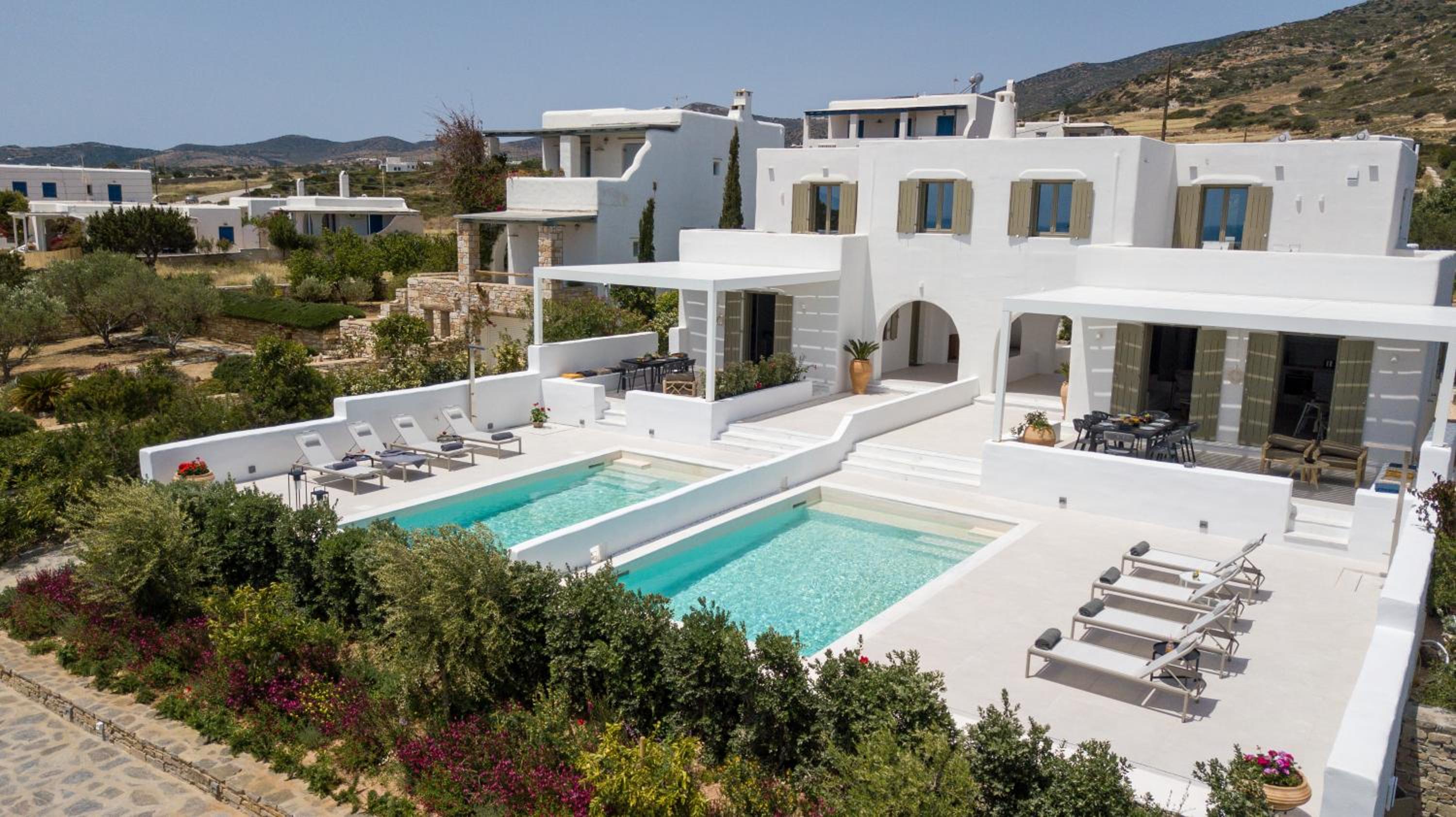 Paros Breeze Luxury Villa photo 5